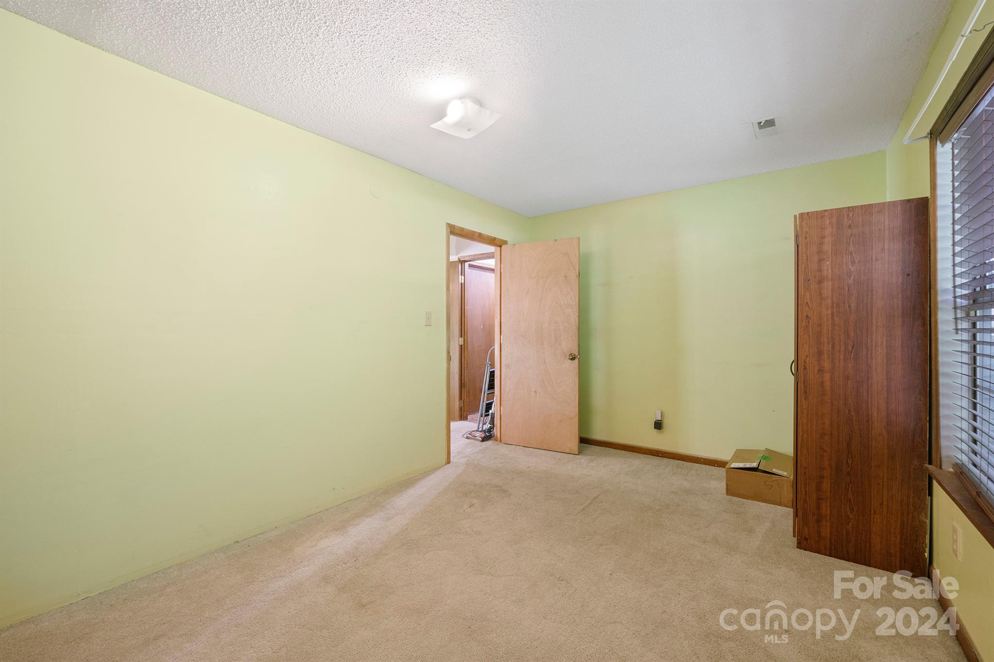 Hickory Ridge - Residential