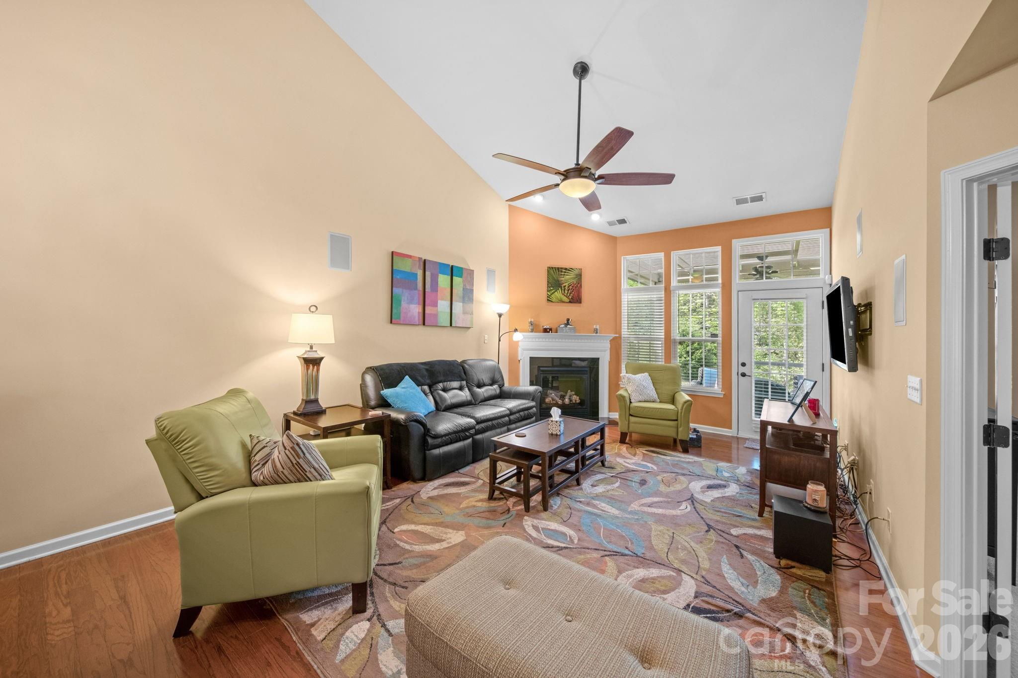Lake Shore - Residential