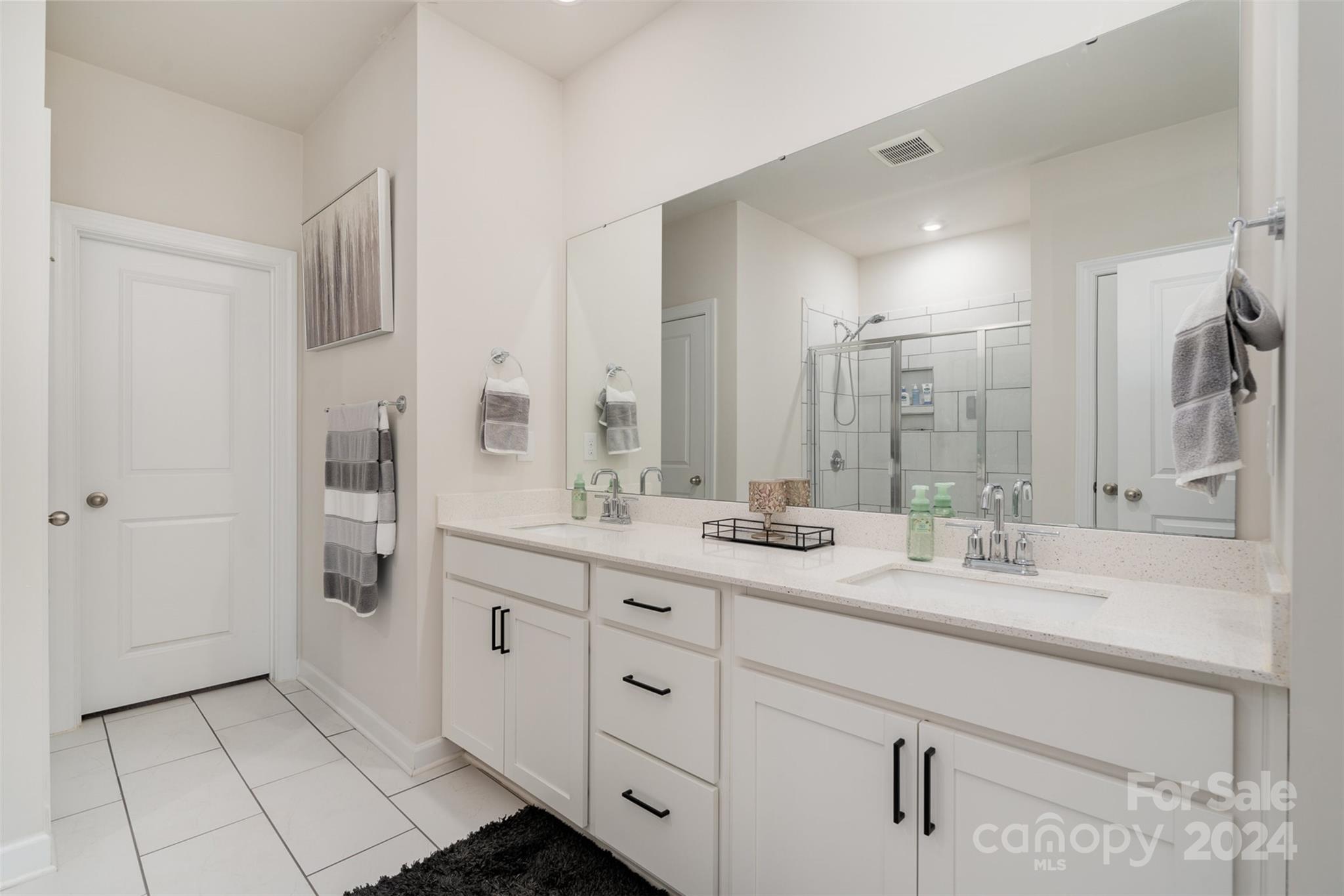 The Vineyards on Lake Wylie - Residential