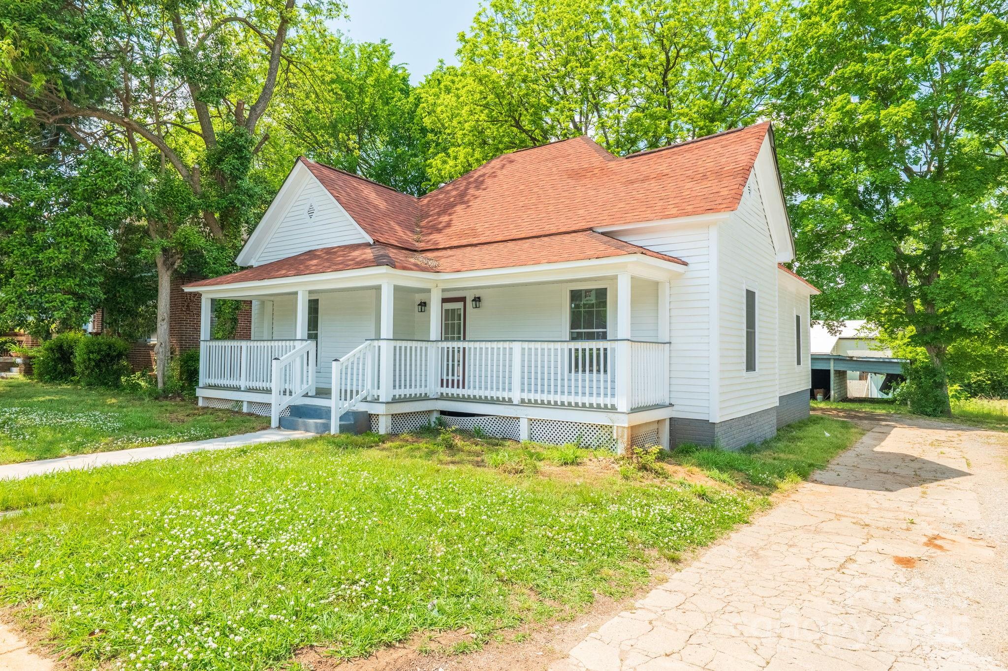 1712 S Main Street