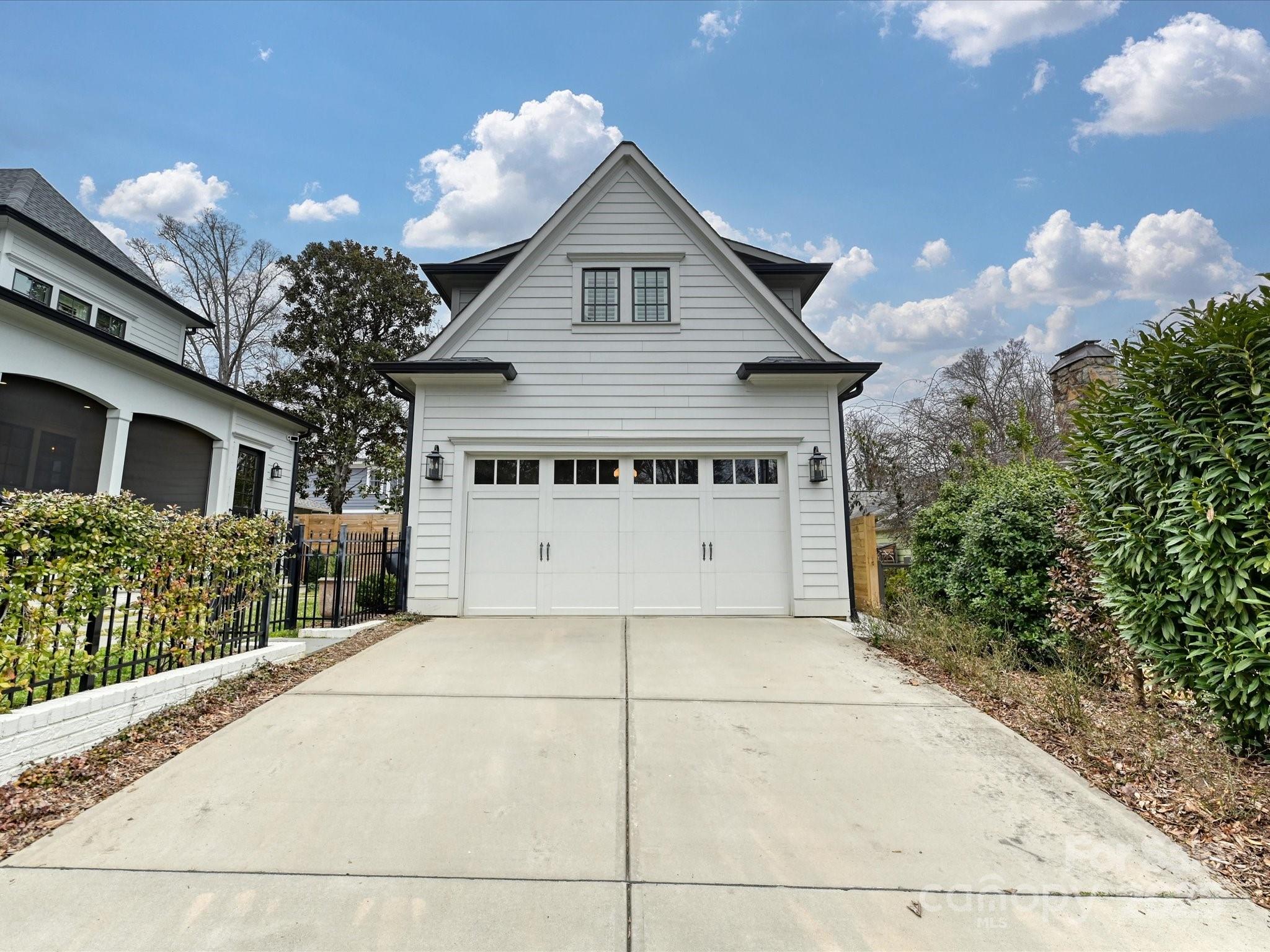 Elizabeth - Residential