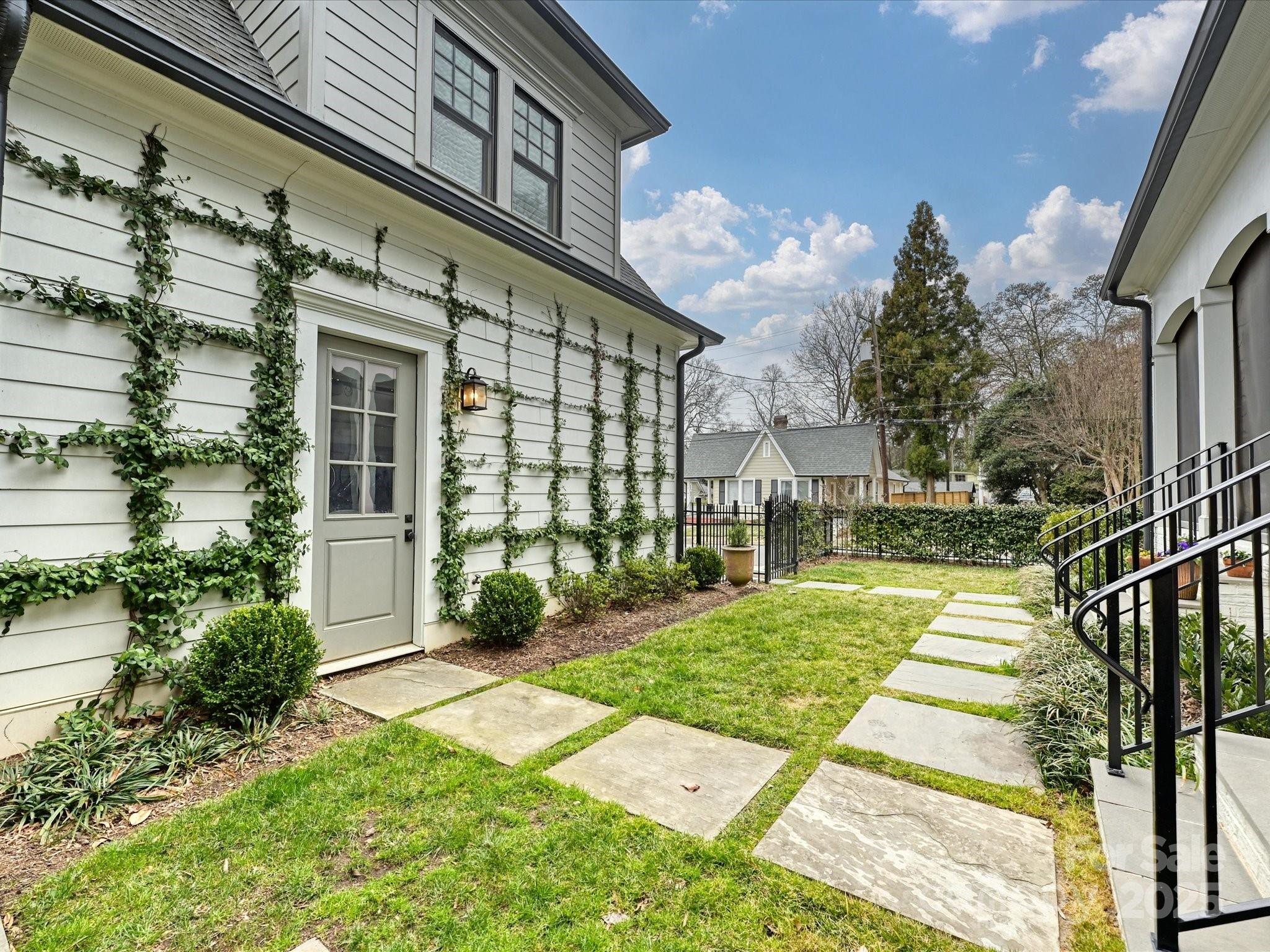 Elizabeth - Residential