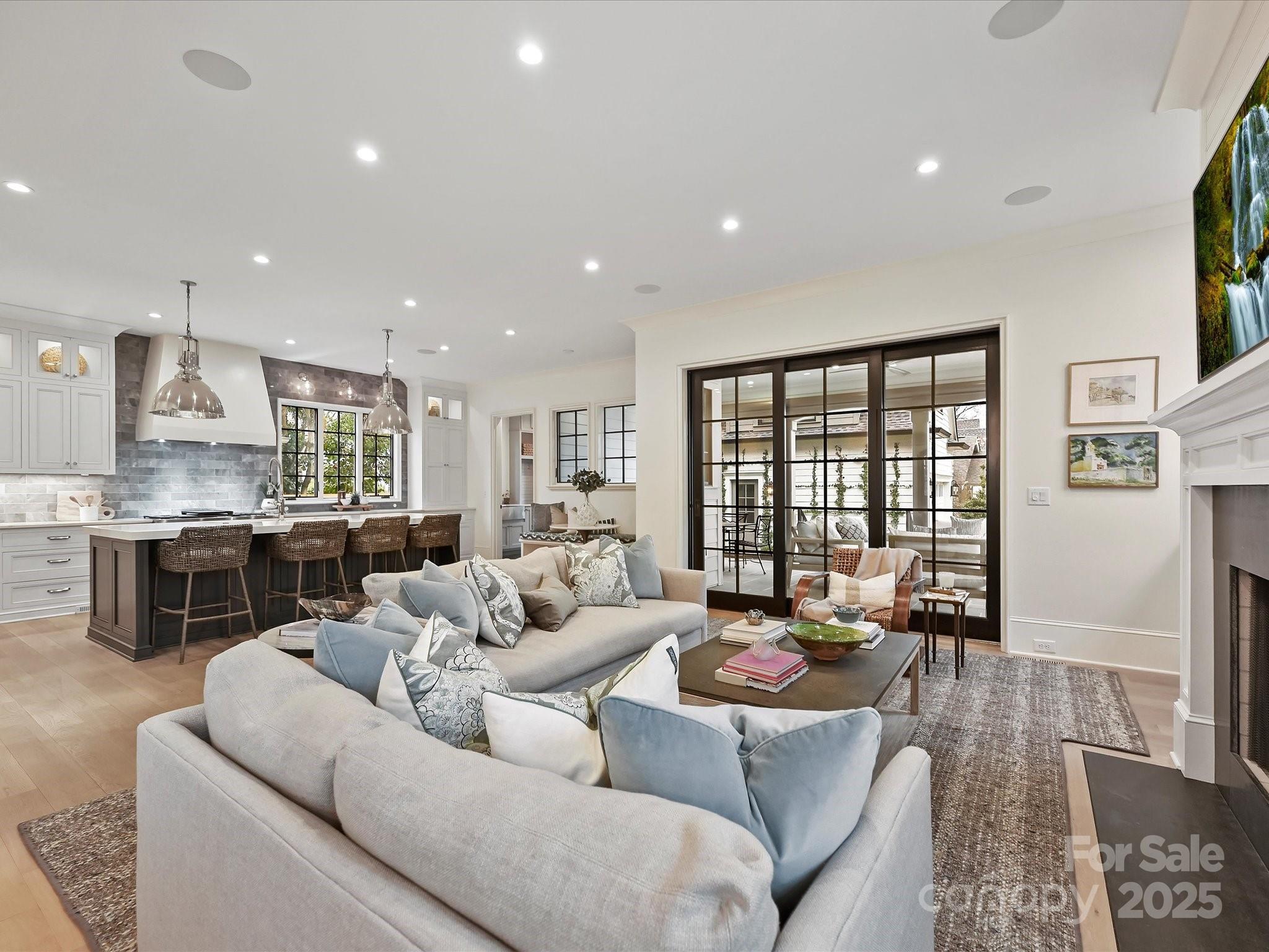 Elizabeth - Residential