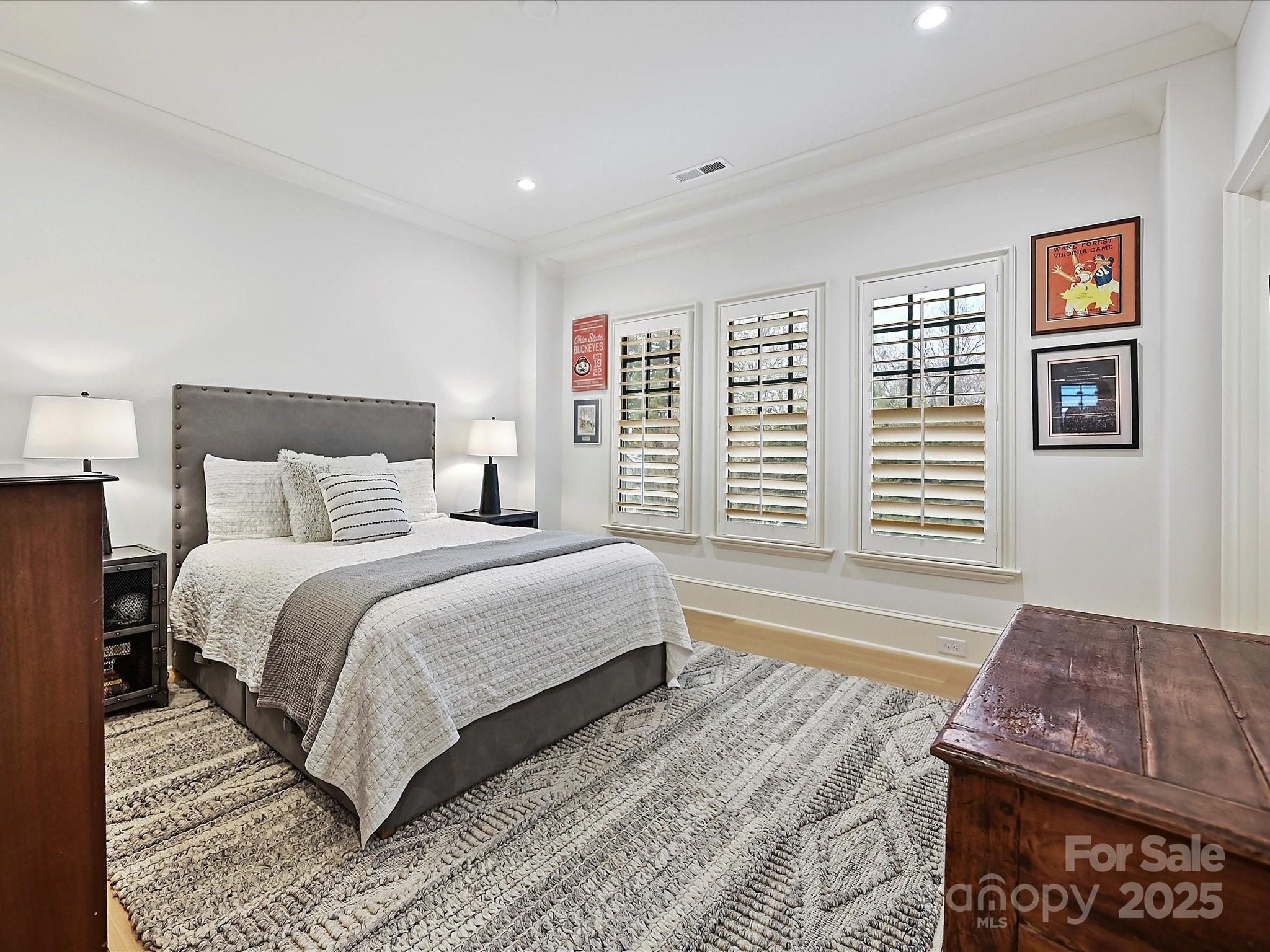 Elizabeth - Residential