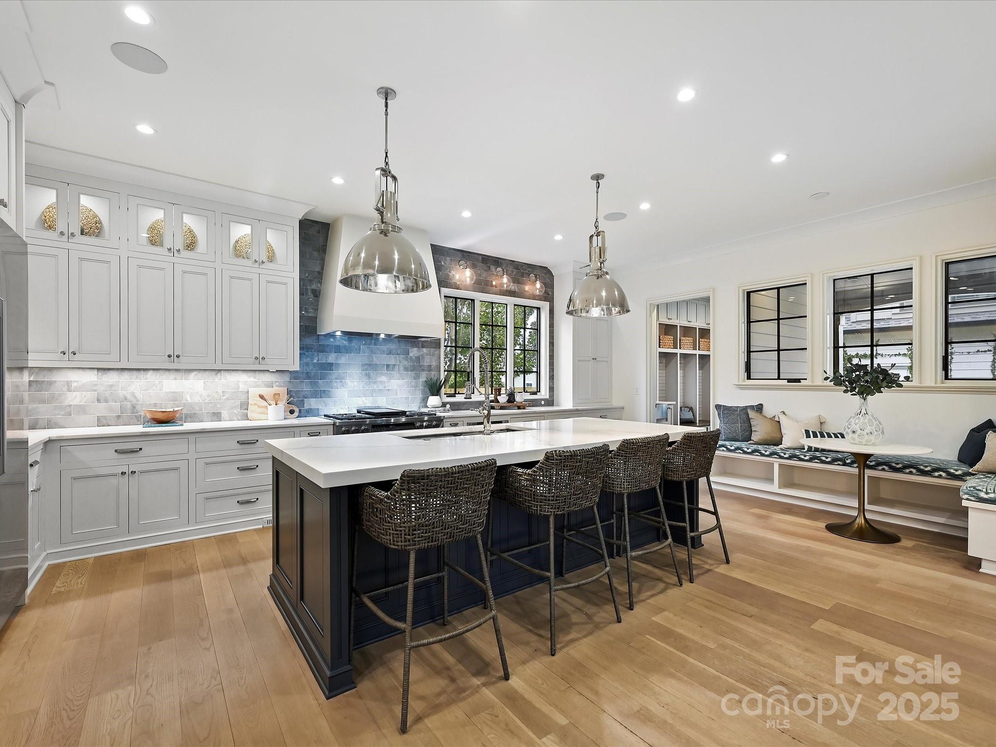 Elizabeth - Residential