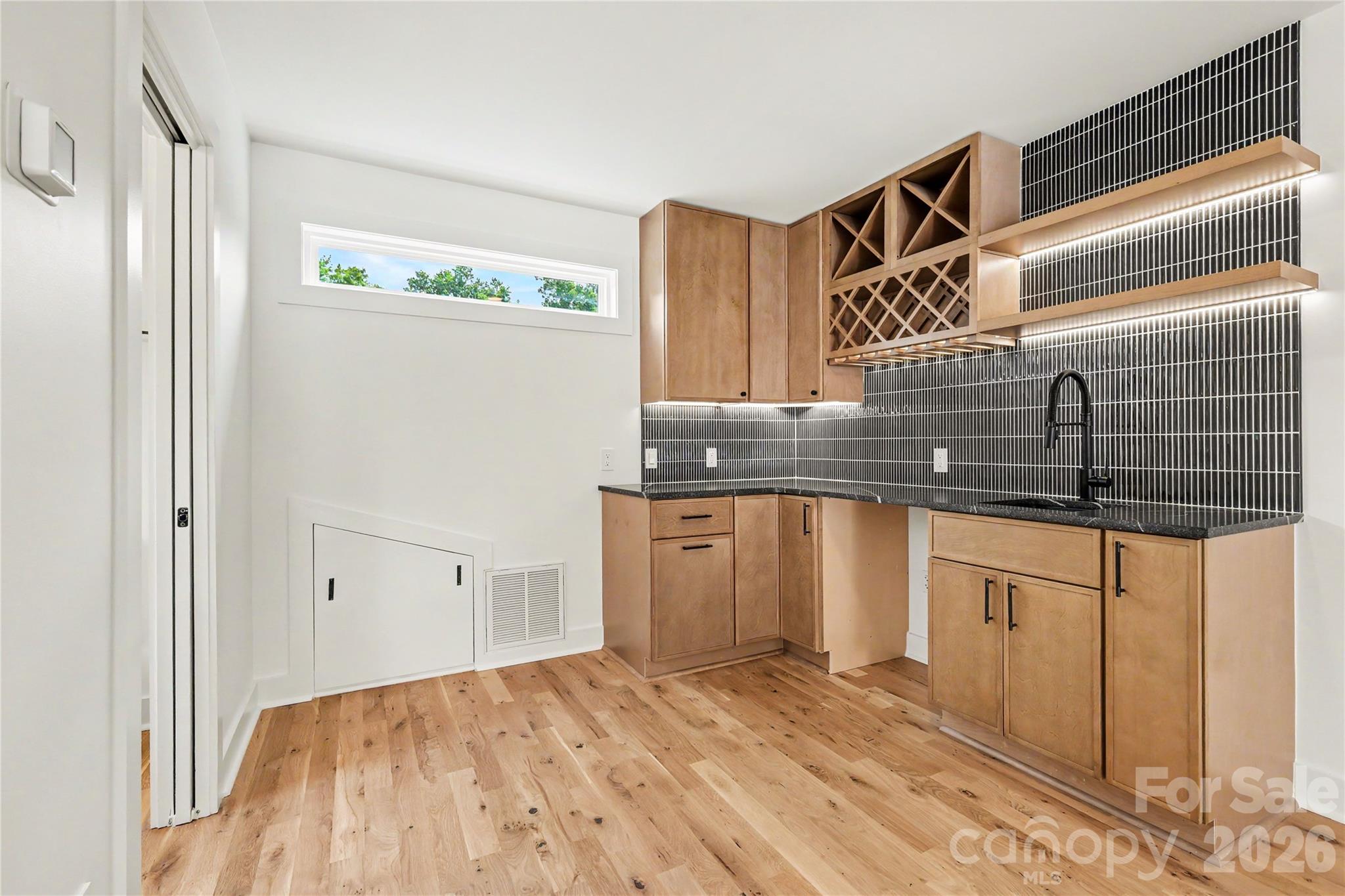 3024 Walter Street