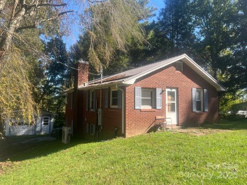 Photo of 677 Mount Olivet Road, Zirconia, NC 28790 (MLS # 4310454)