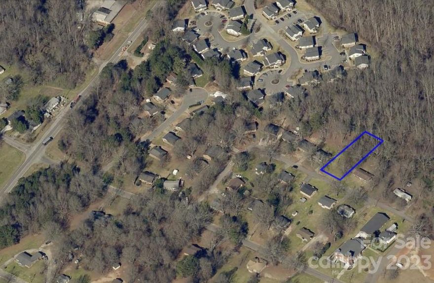 Great site for a new home. This 0.3 AC residential lot in York, SC is just minutes away from historic downtown. This is a tax deed property but you'll get marketable title and title insurance as part of the transaction.