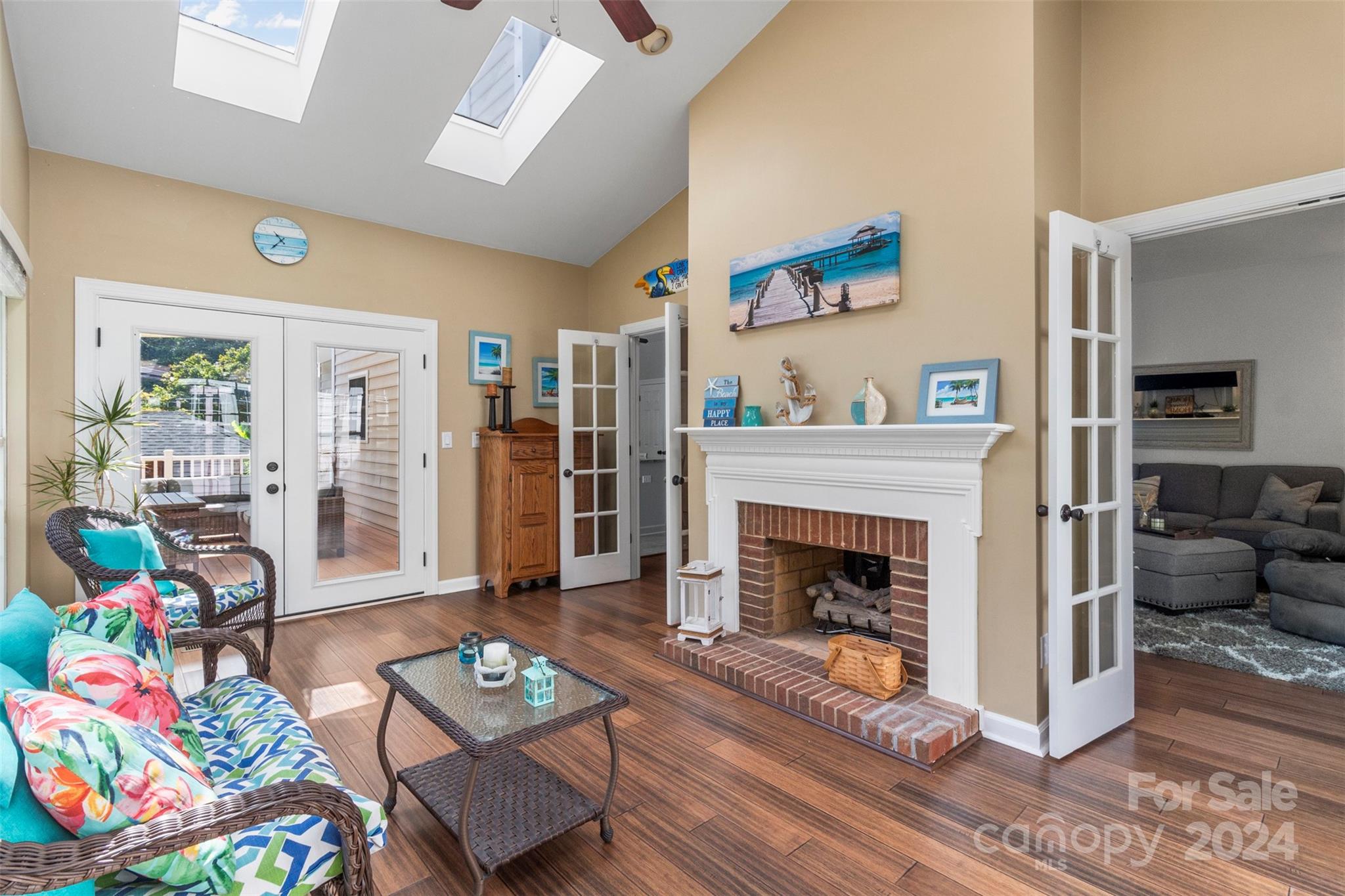 Knightsbridge - Residential