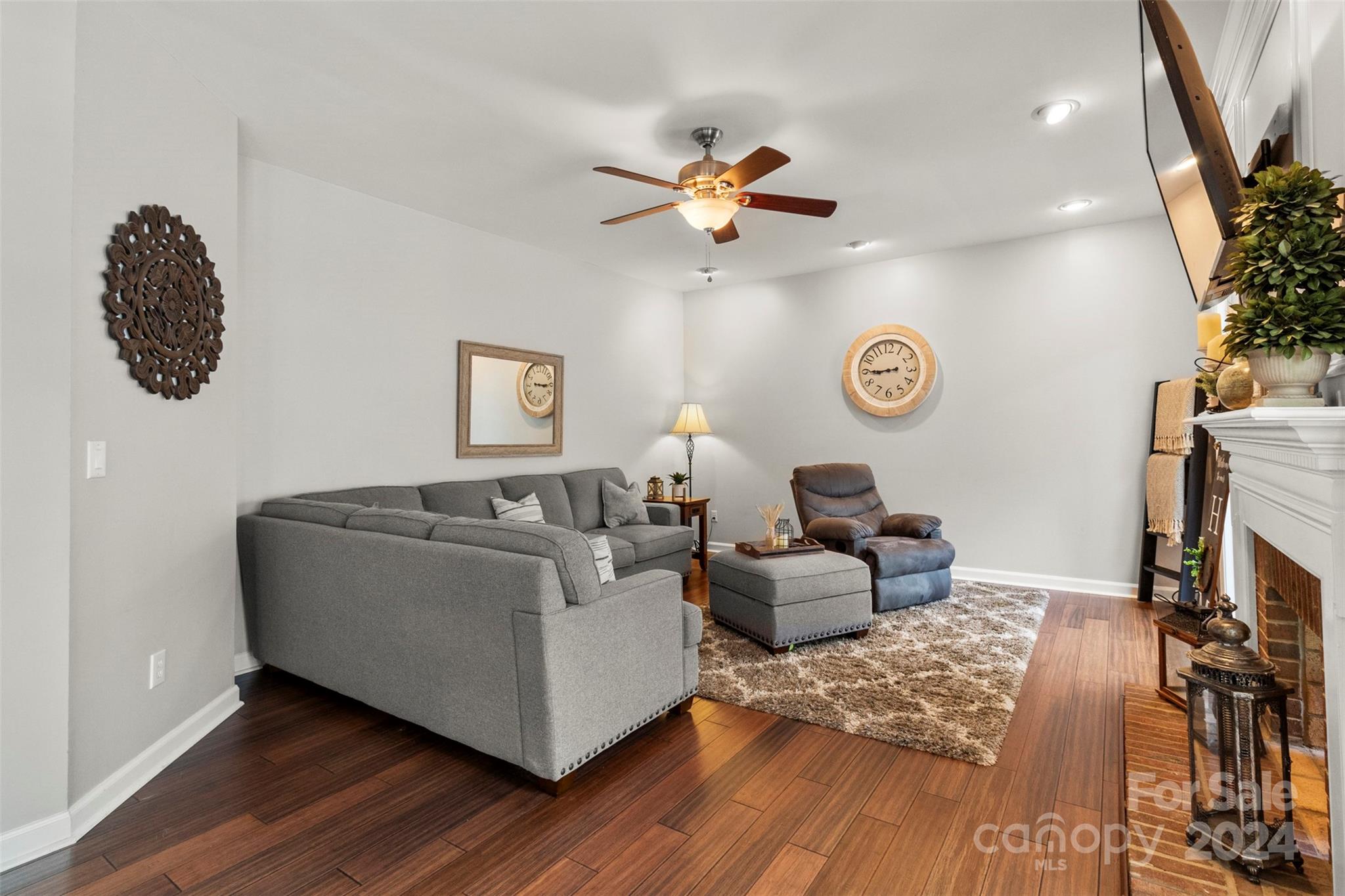 Knightsbridge - Residential