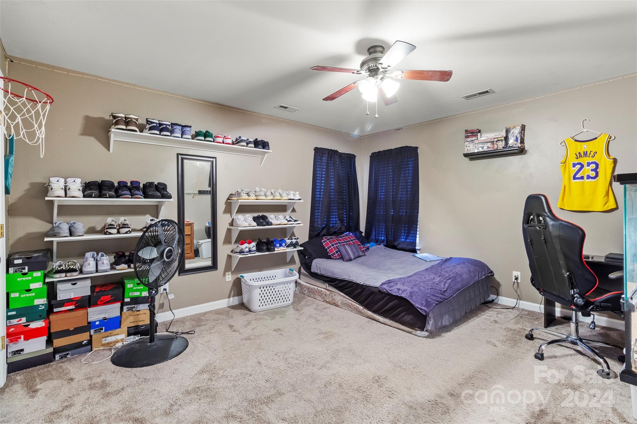 Knightsbridge - Residential