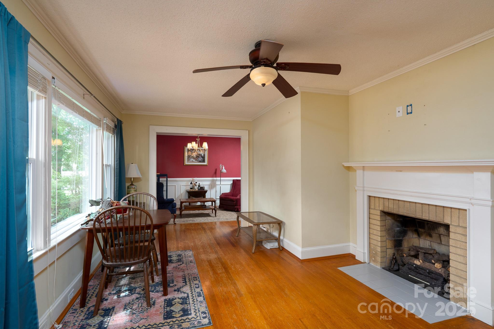 118 Marshdale Avenue SW