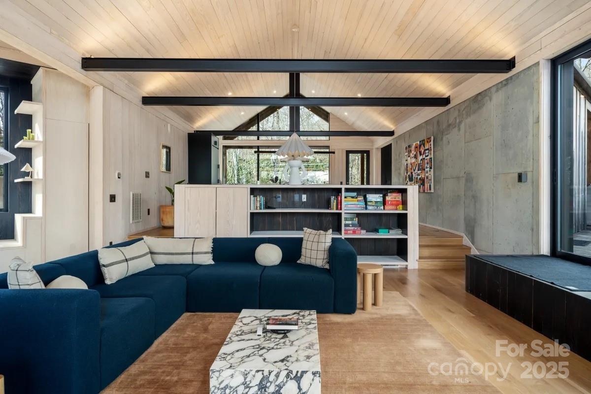 Laurel Ridge - Residential