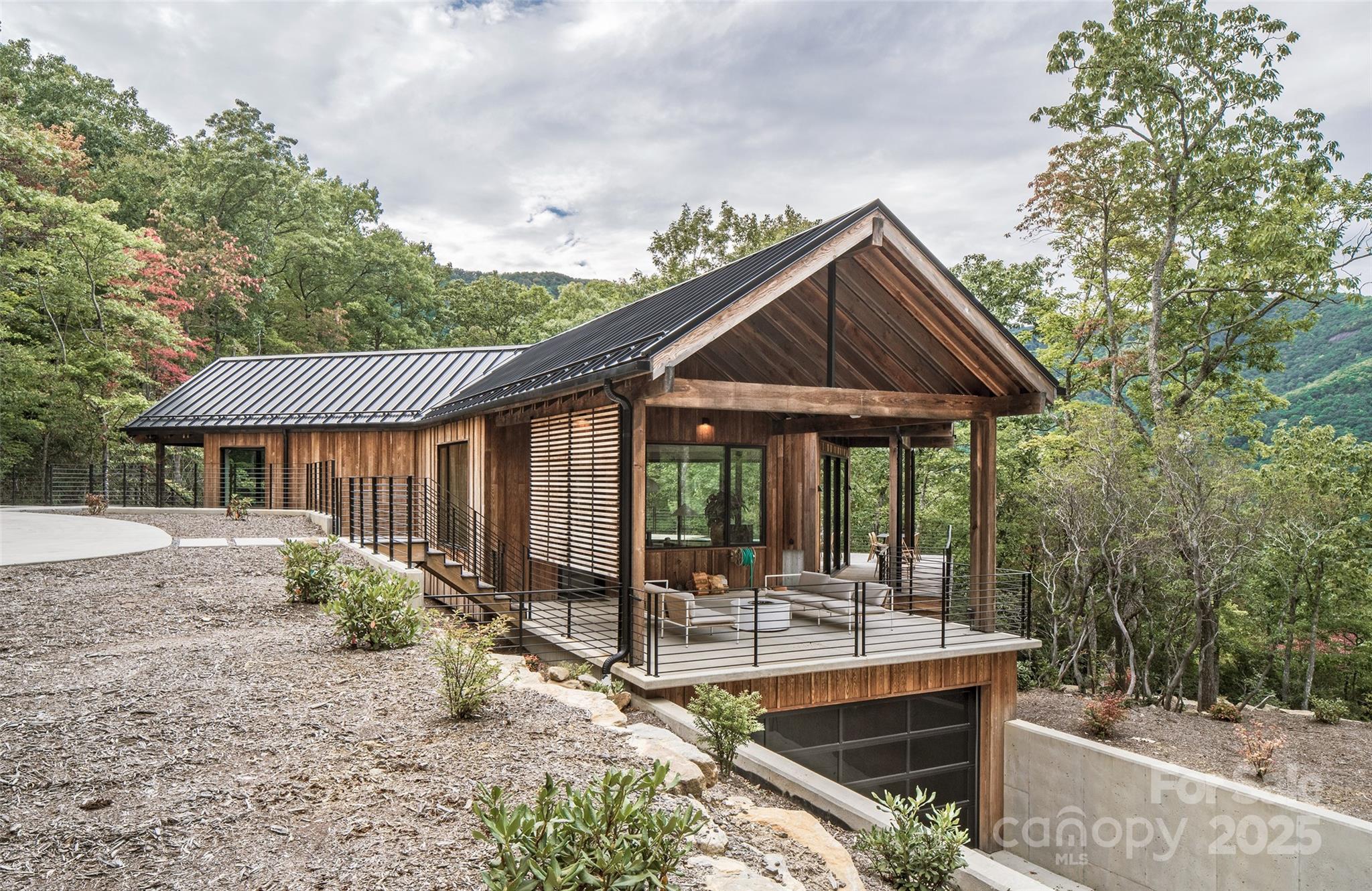 6 Oak Ridge Trail