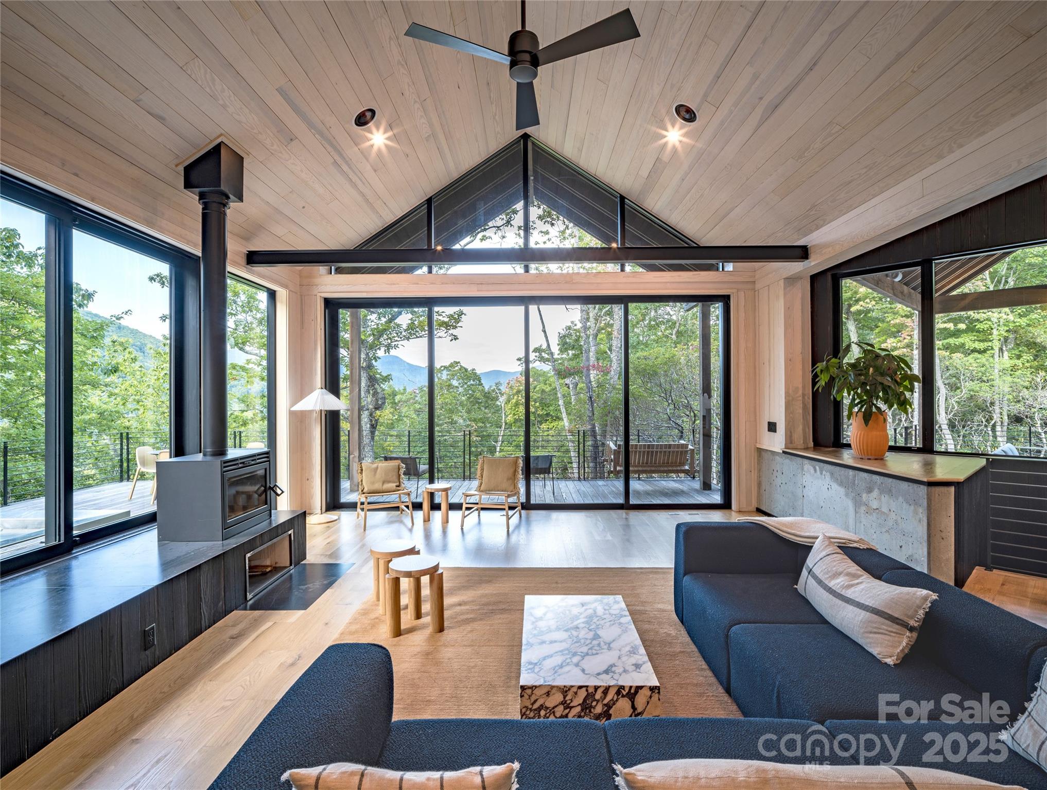 6 Oak Ridge Trail