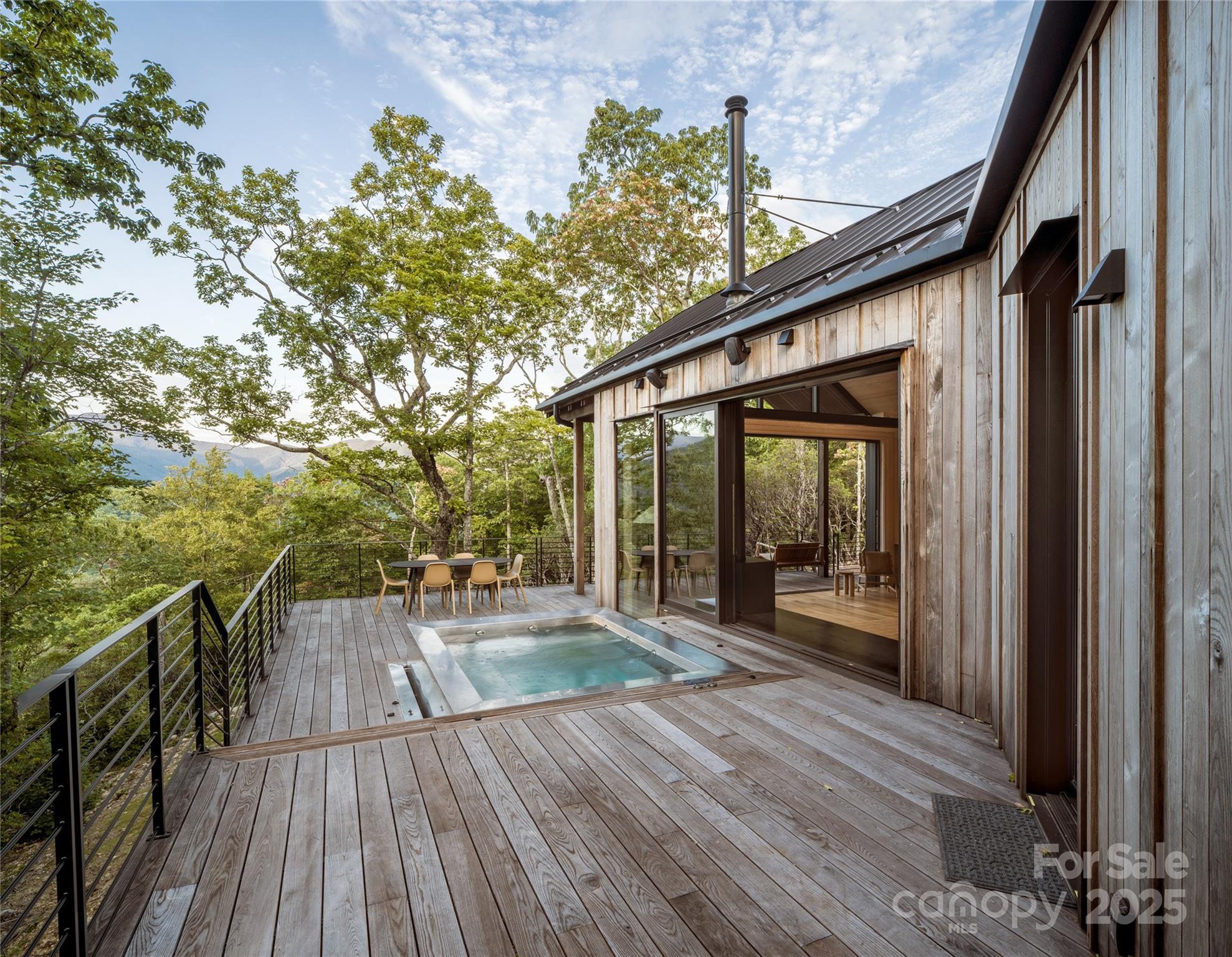 Laurel Ridge - Residential