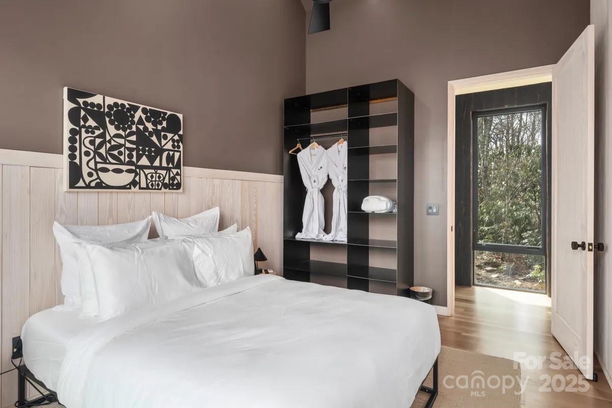 Laurel Ridge - Residential