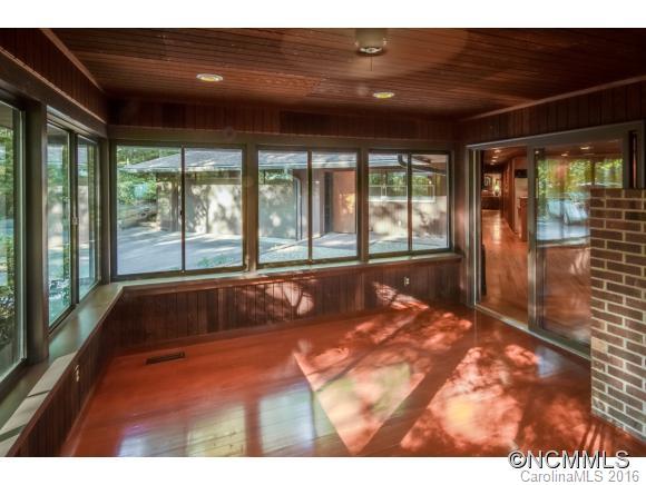 Laurel Ridge - Residential