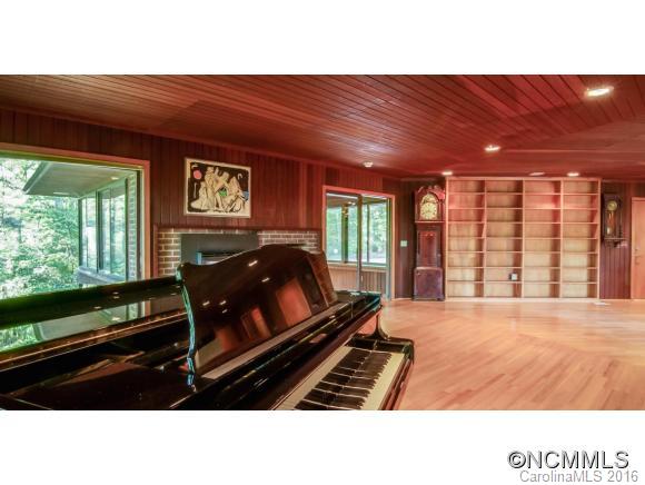 Laurel Ridge - Residential