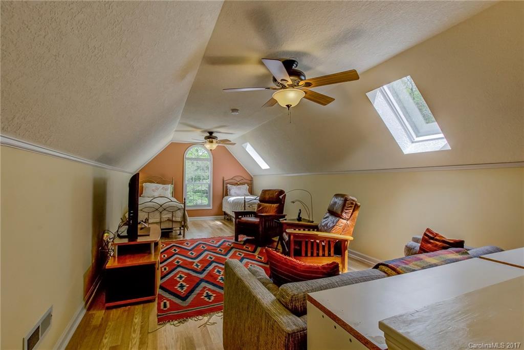 CedarWood Estates - Residential