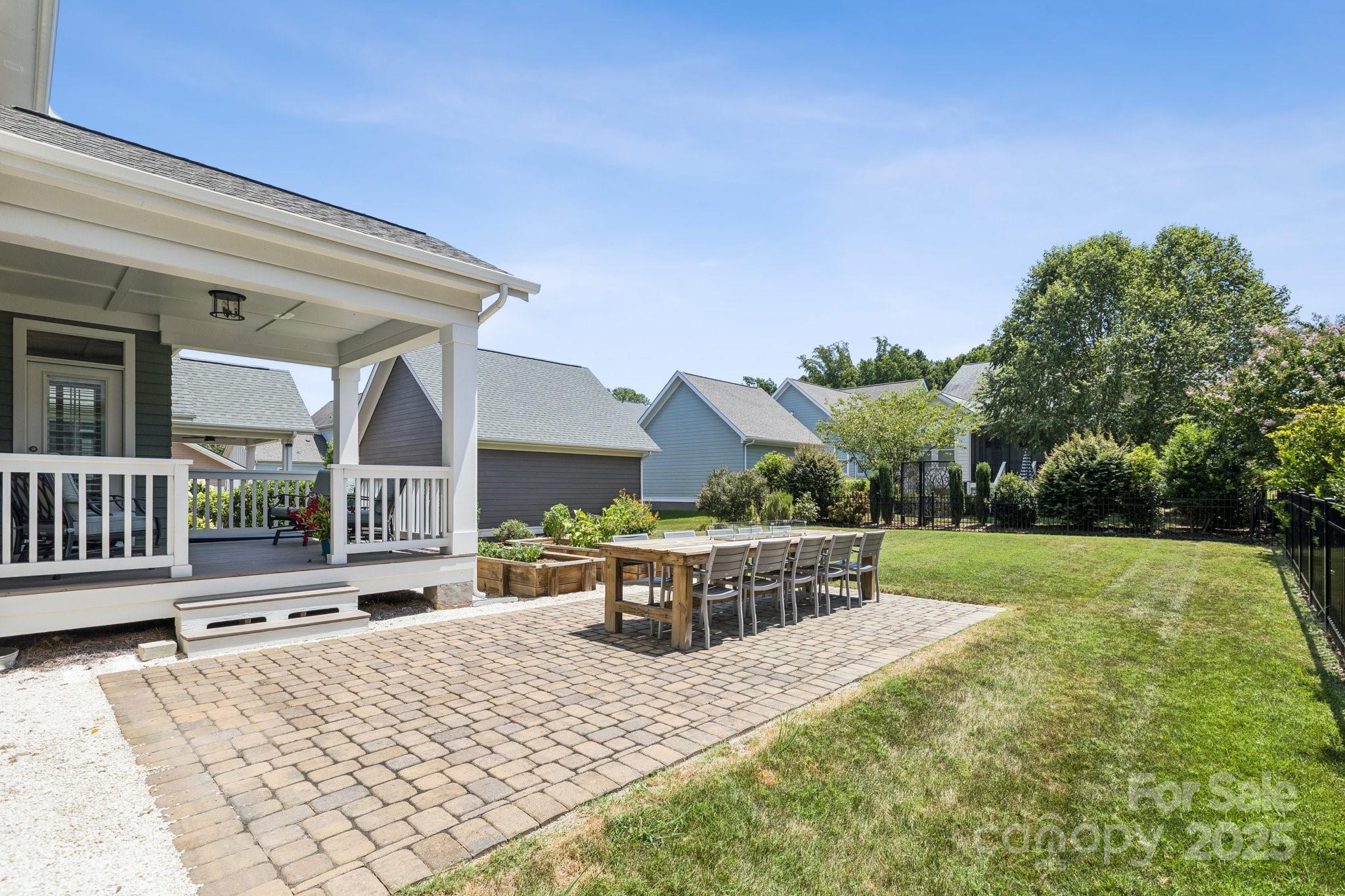 Riverwalk - Residential