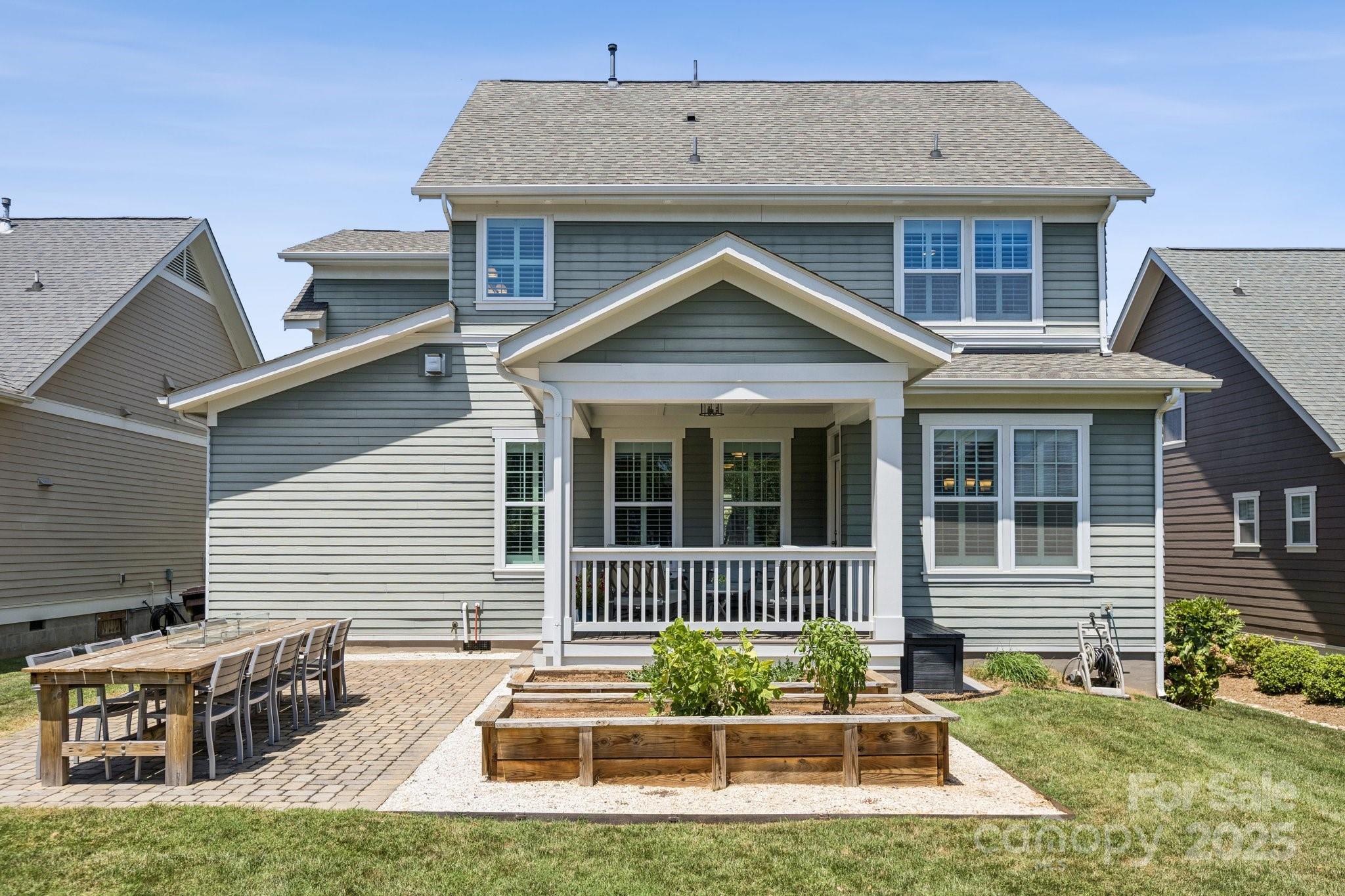 Riverwalk - Residential