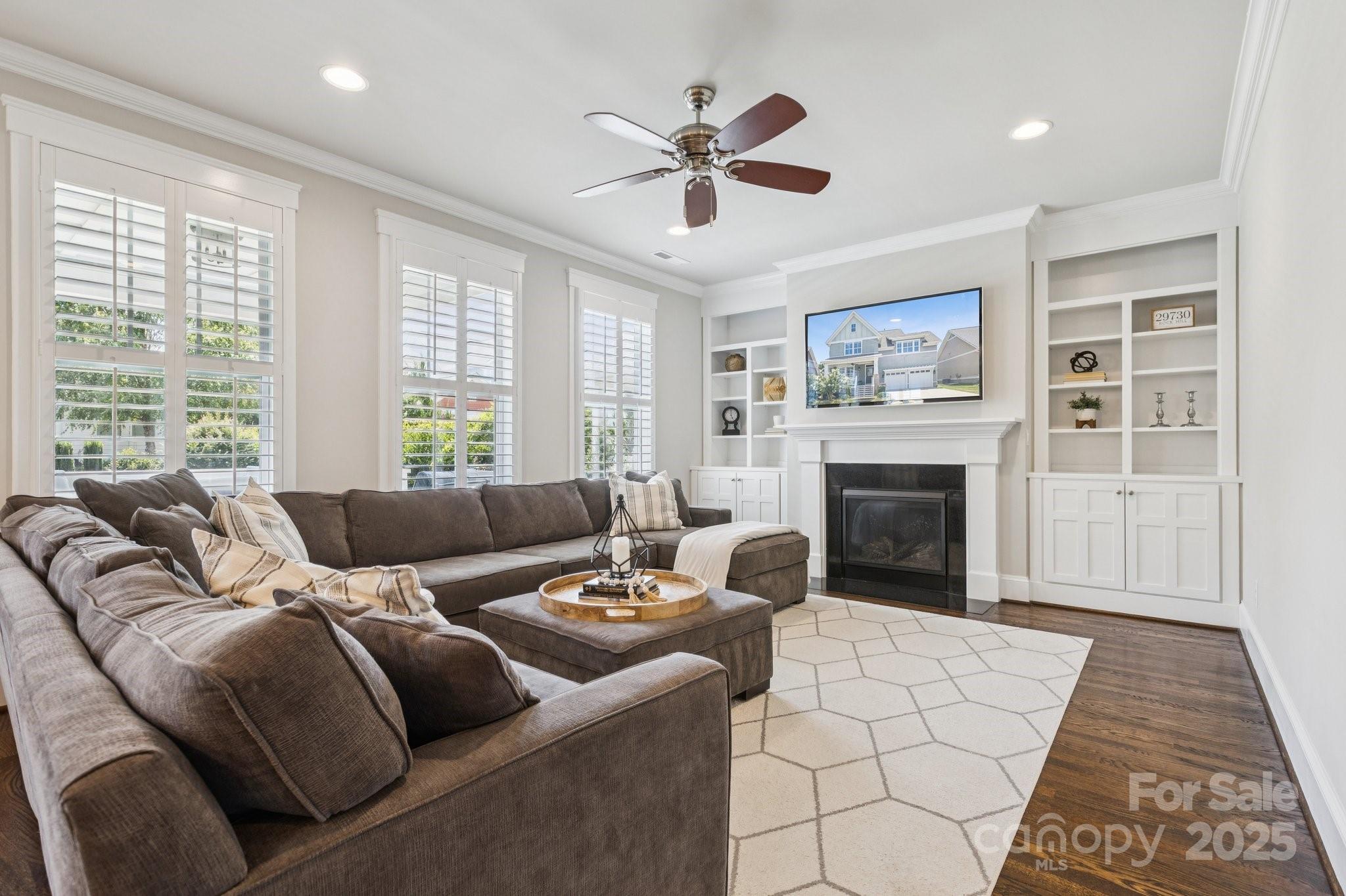 Riverwalk - Residential