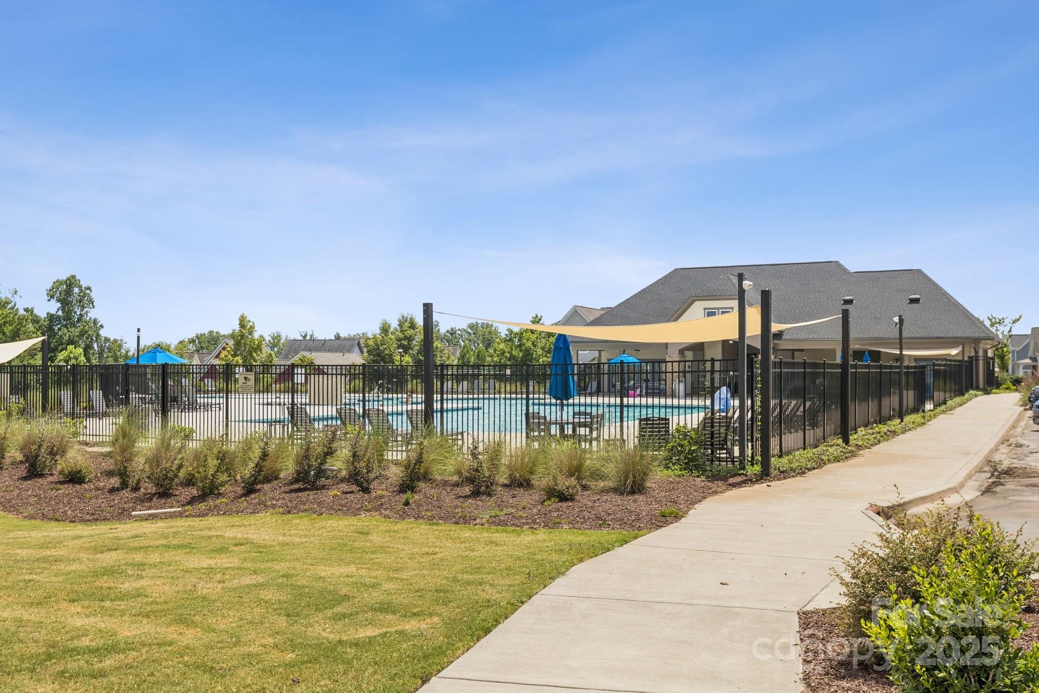 Riverwalk - Residential