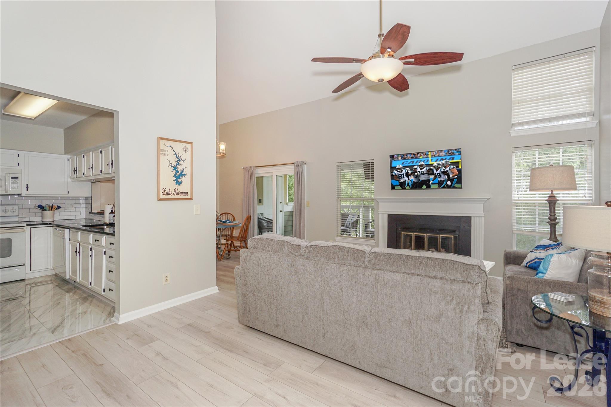 20105 Henderson Road E