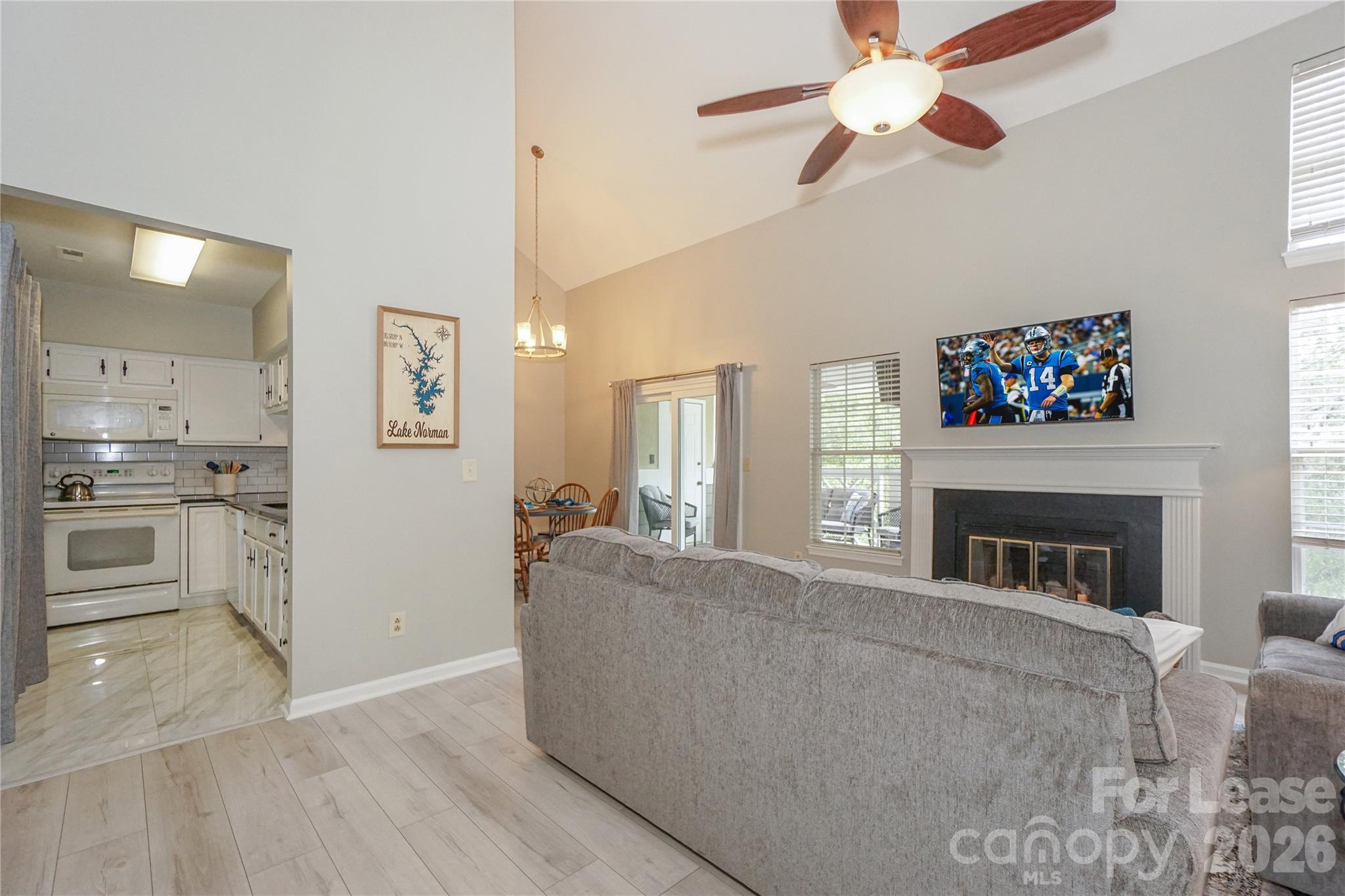 20105 Henderson Road E