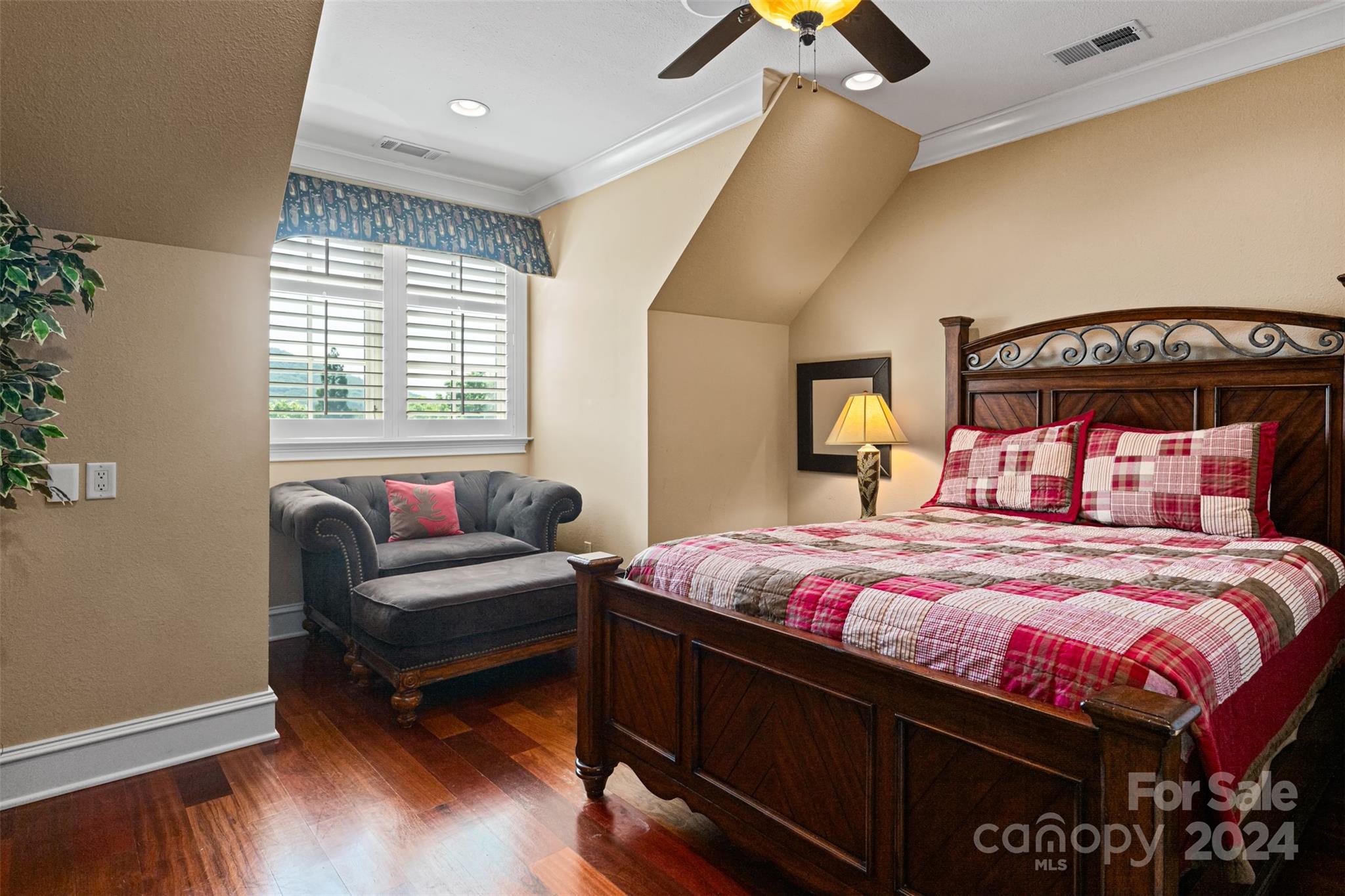 The Cliffs at Walnut Cove - Residential