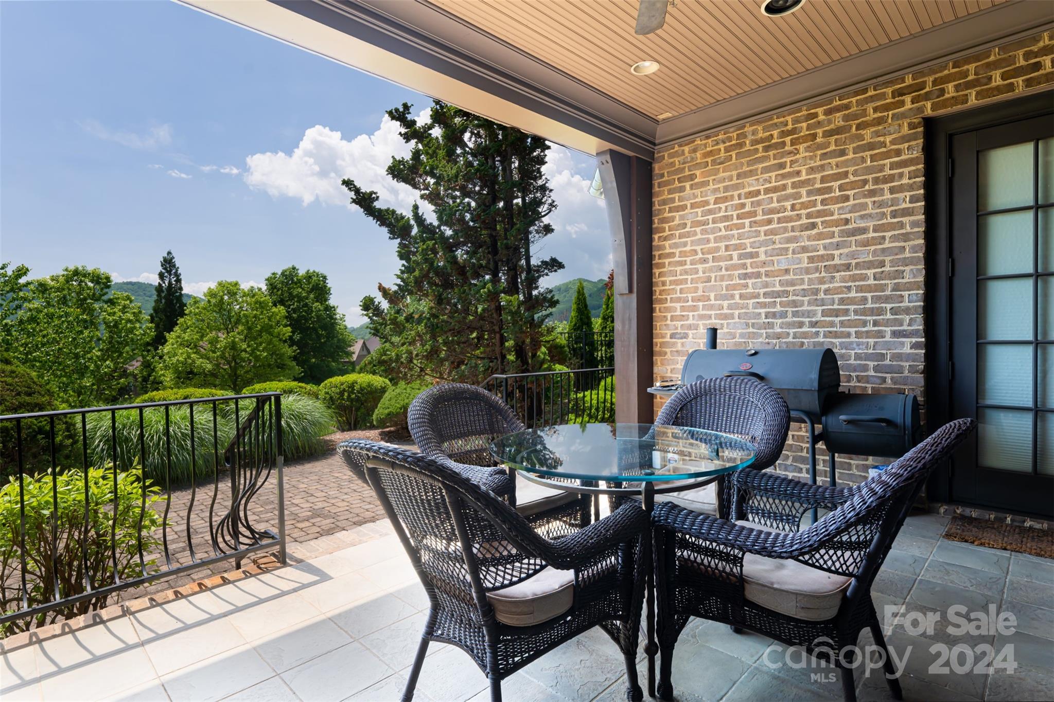 The Cliffs at Walnut Cove - Residential