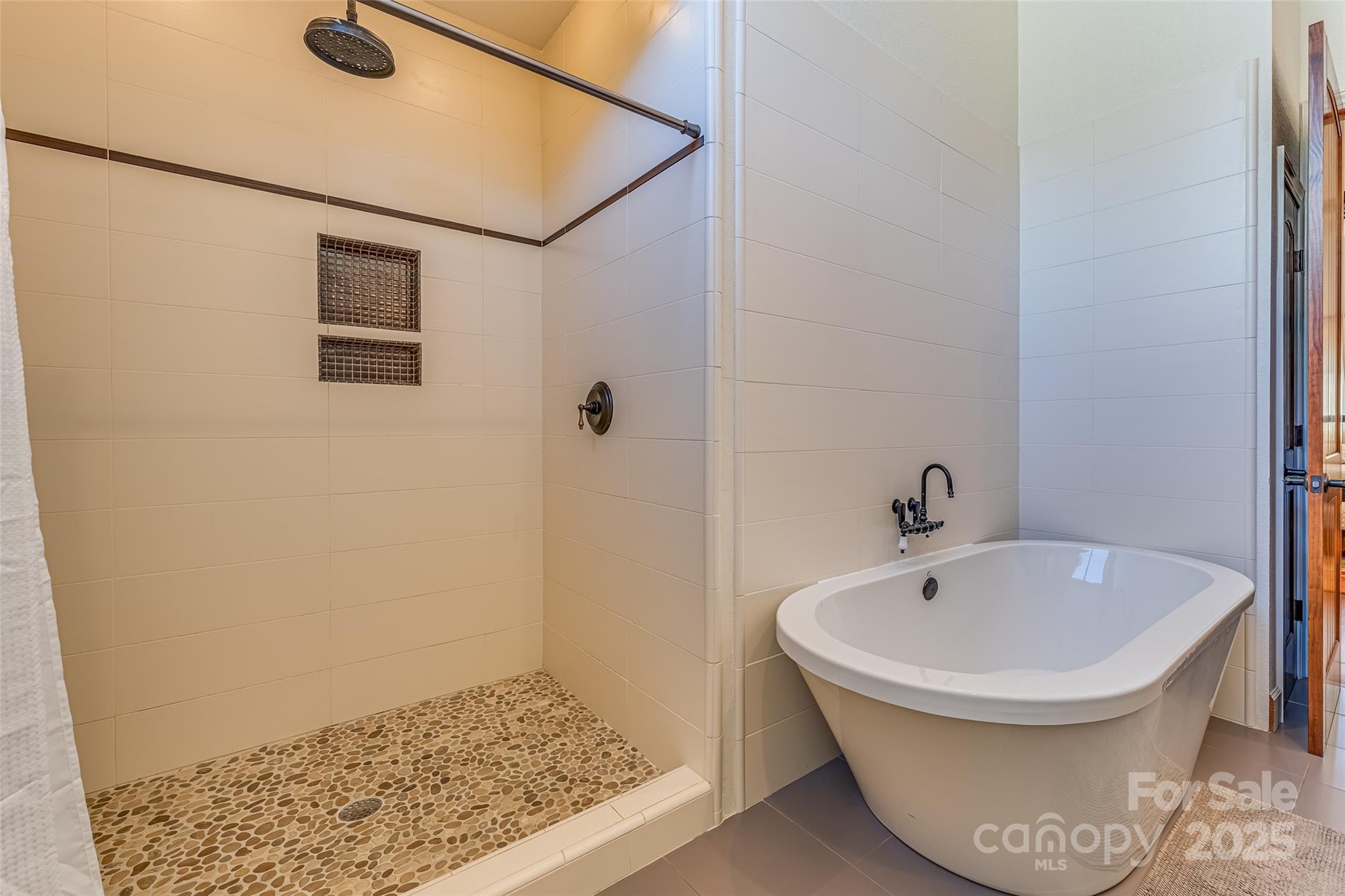 River Run at Mount Mitchell - Residential