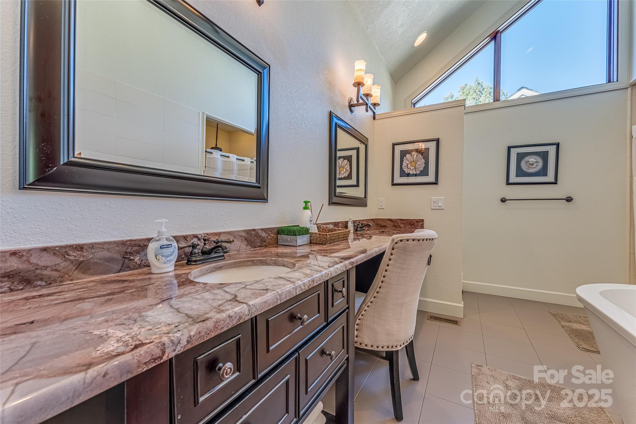 River Run at Mount Mitchell - Residential