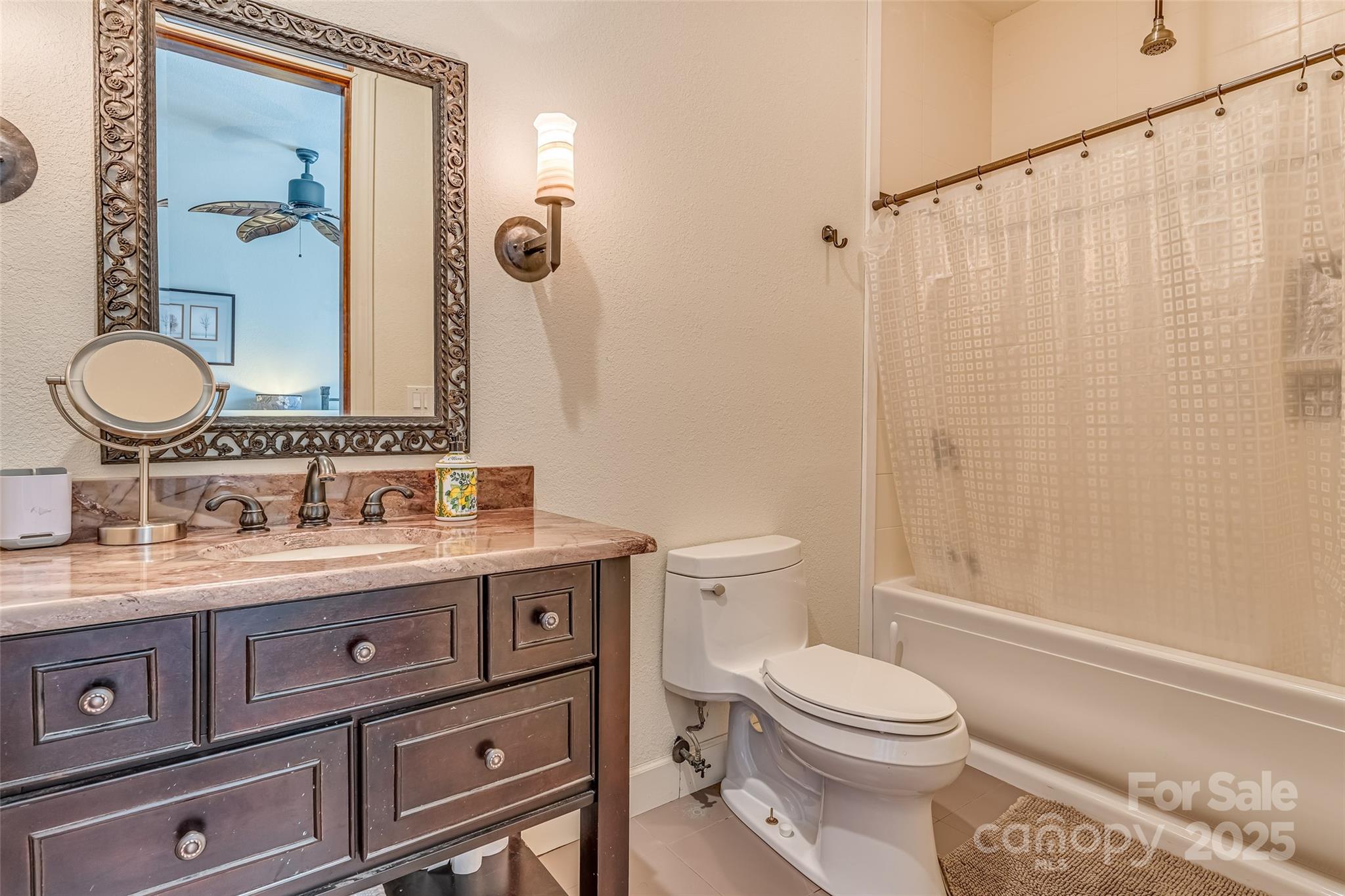 River Run at Mount Mitchell - Residential