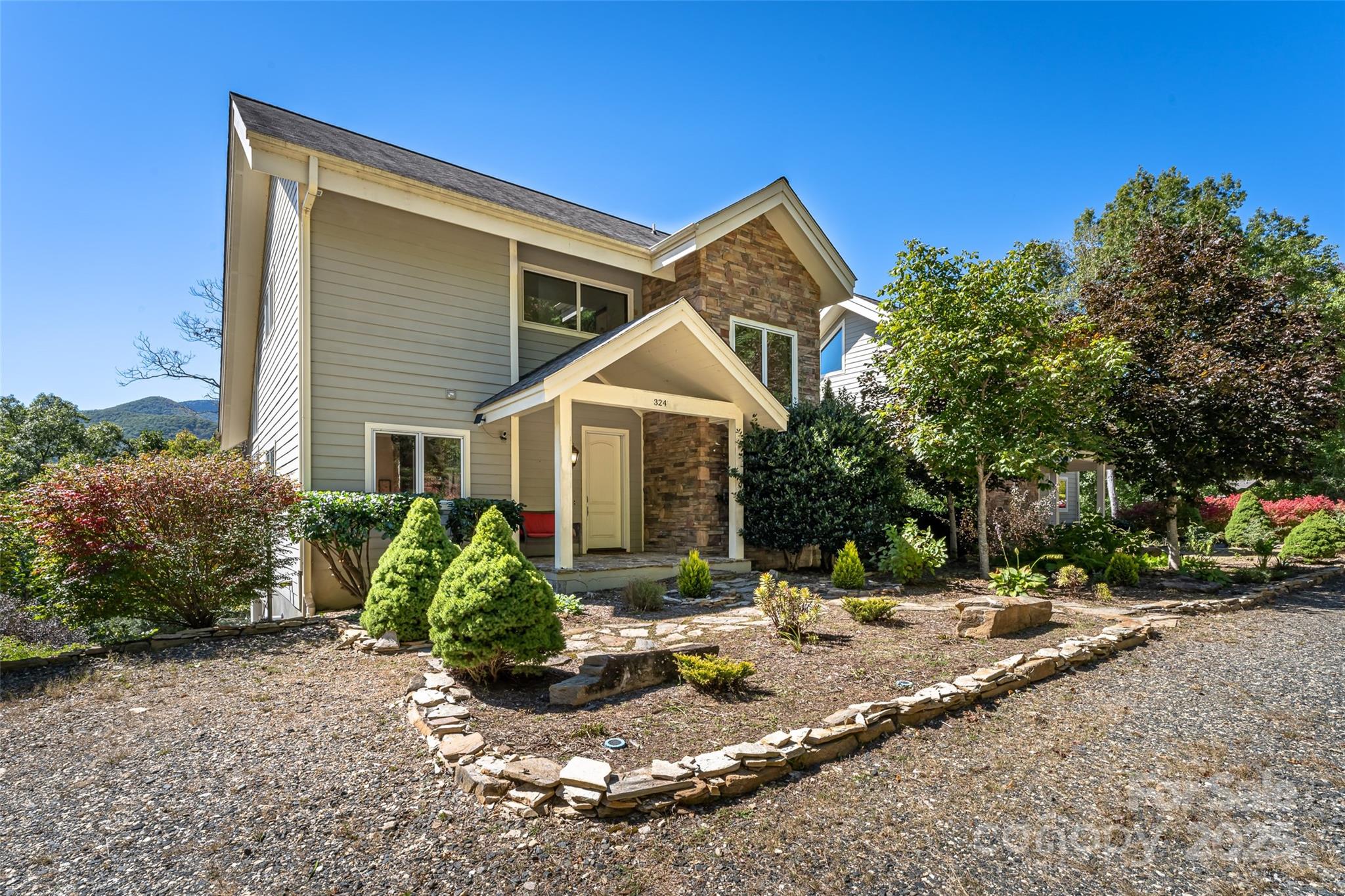 324 Mt. Mitchell Drive 2A/1