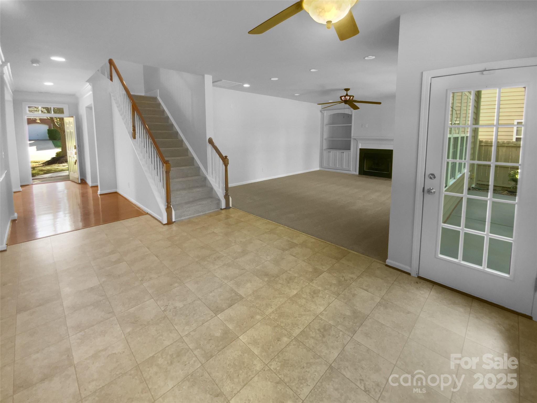 Old Stone Crossing - Residential