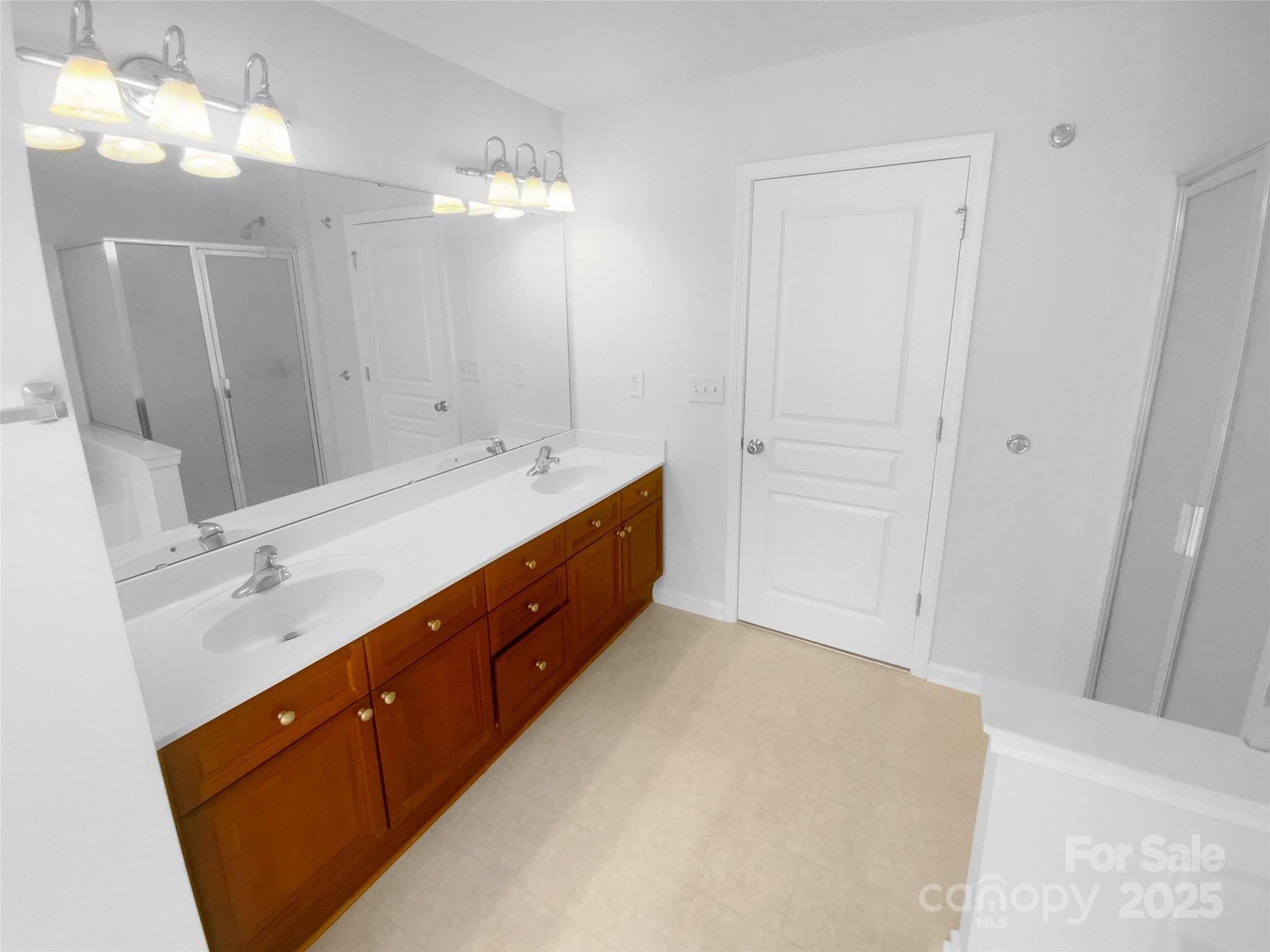 Old Stone Crossing - Residential