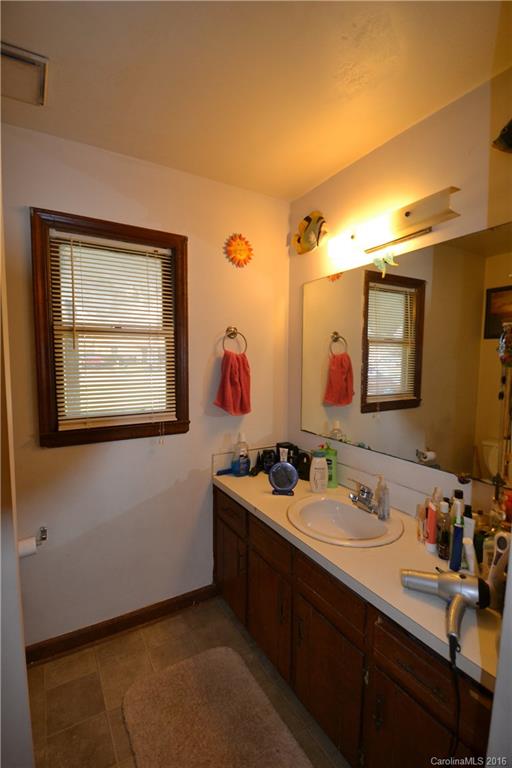 Country Valley - Residential Income