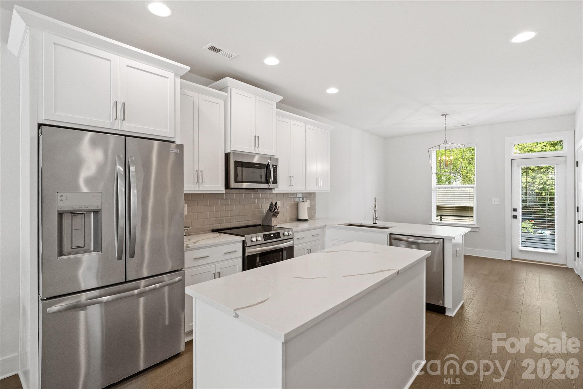 5040 York Park Lane