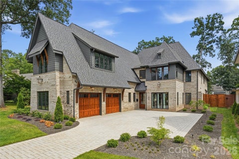 Photo of 154 N Canterbury Road, Charlotte, NC 28211 (MLS # 4402308)
