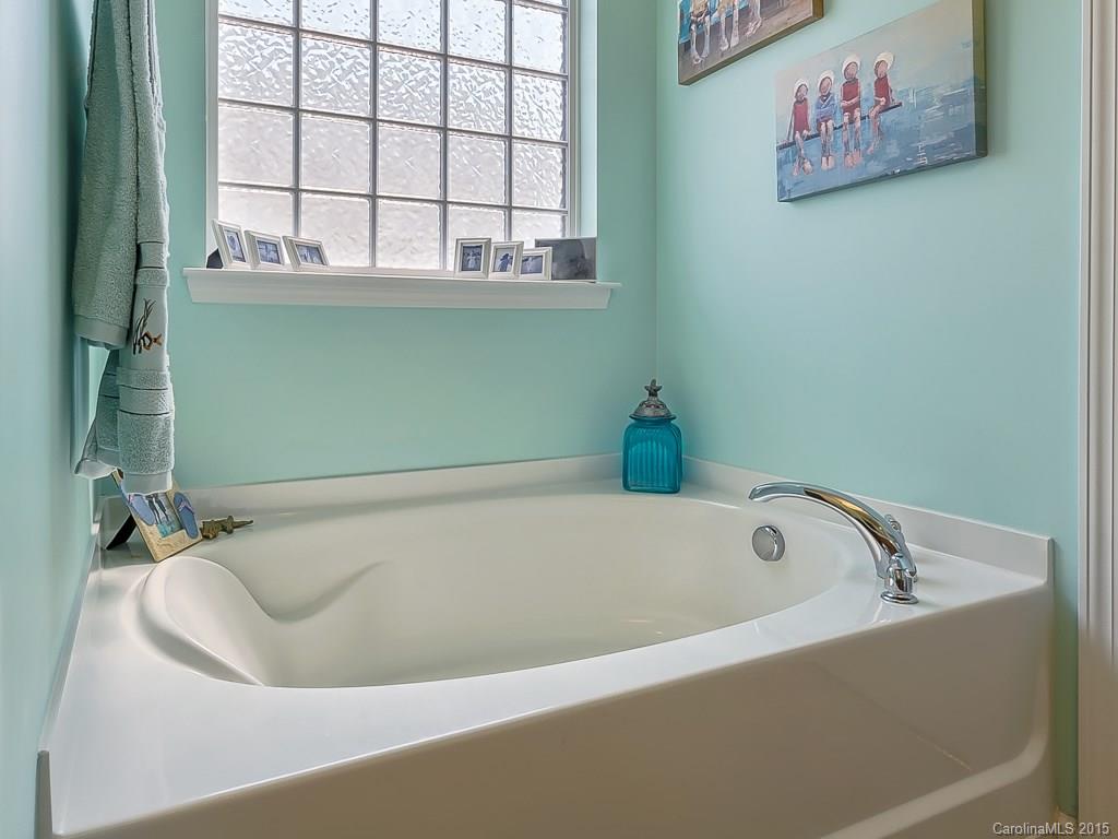 Almond Glen - Residential