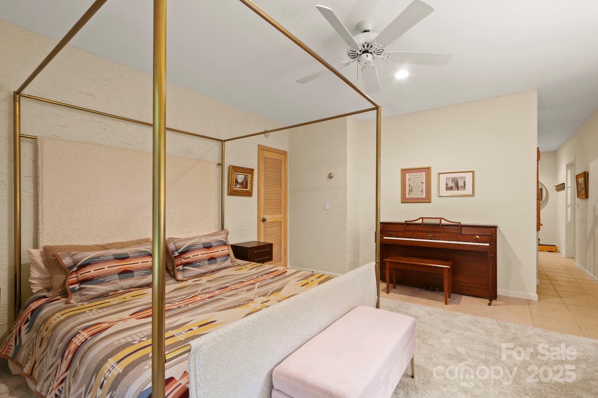 Blowing Rock, North Carolina 28605, United States, 3 Bedrooms Bedrooms, ,4 BathroomsBathrooms,Residential,Active,194395