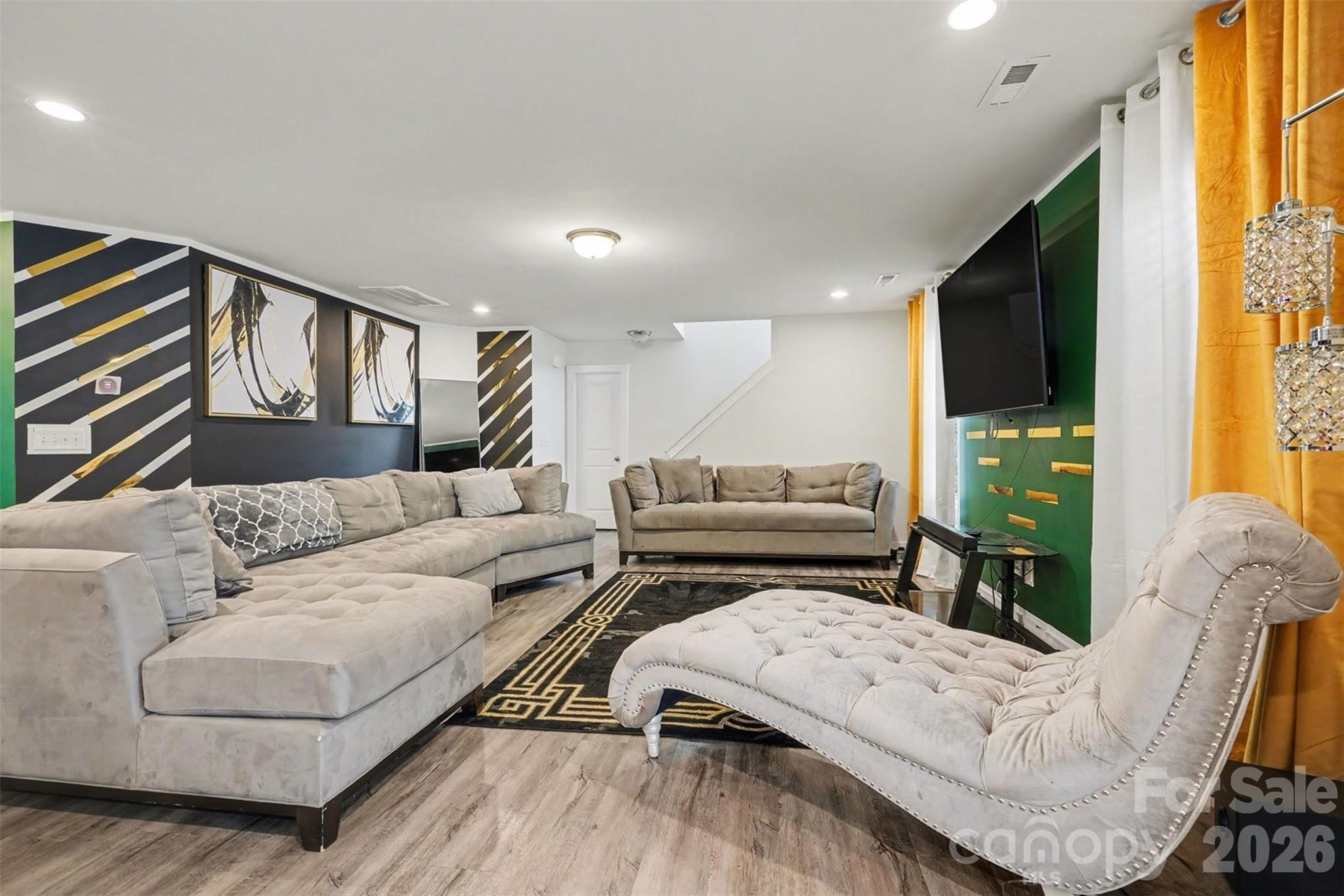 Oakbrooke - Residential