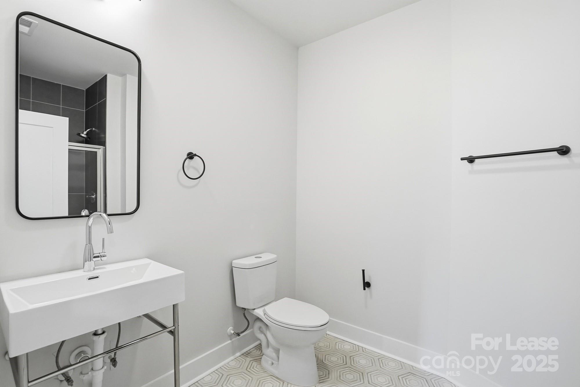 Commonwealth Park - Residential Lease