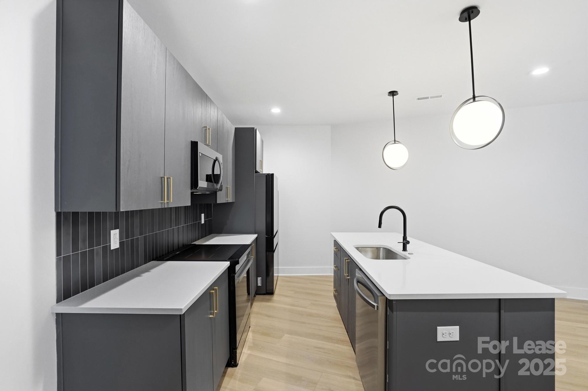 Commonwealth Park - Residential Lease