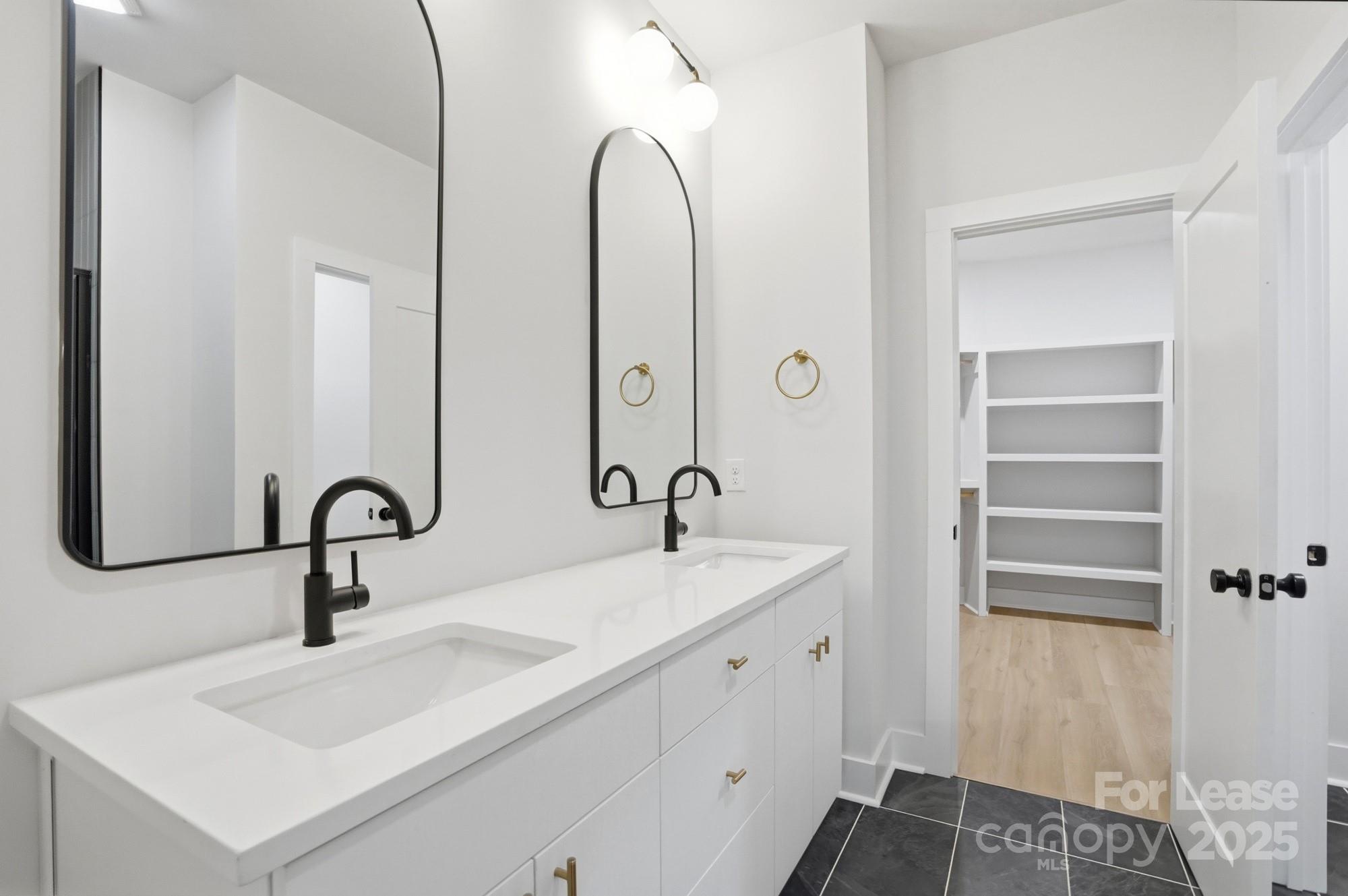 Commonwealth Park - Residential Lease