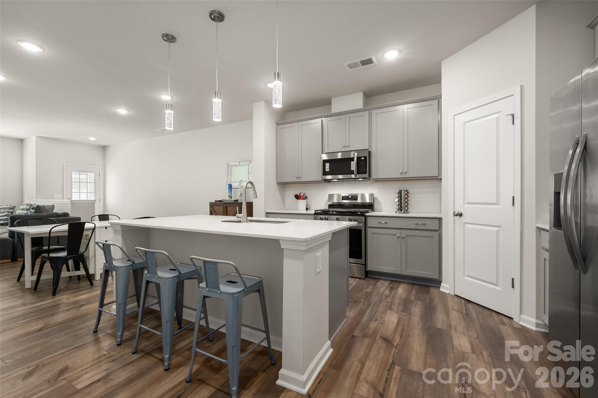 Elizabeth - Residential