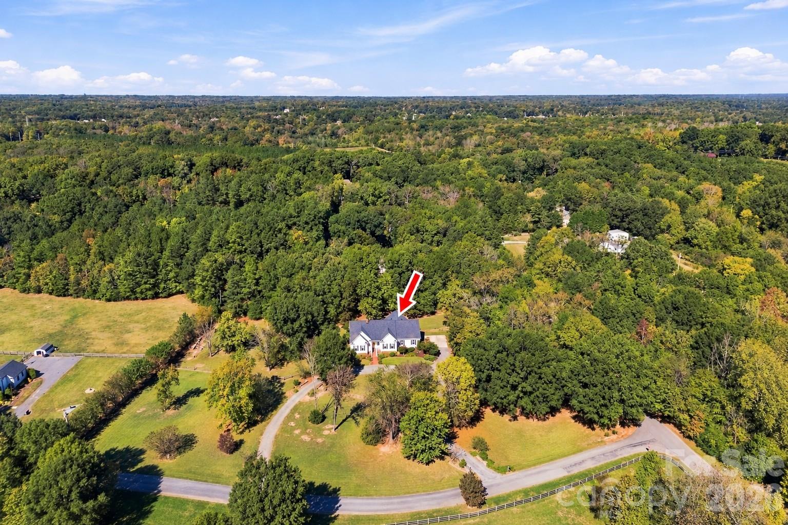 6502 Carriage Lane
