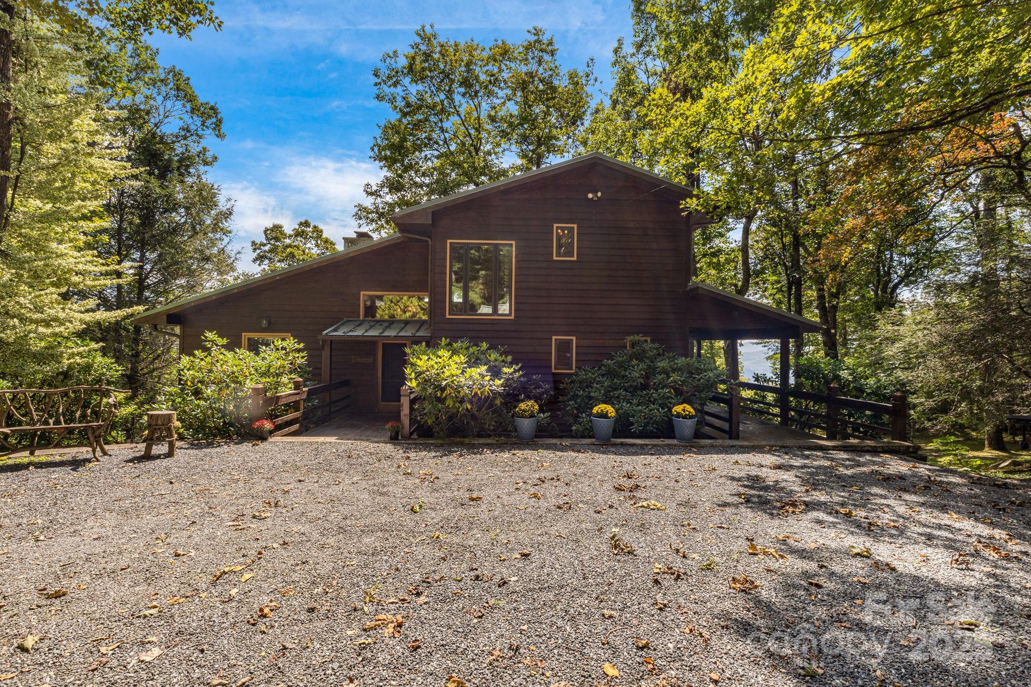 765/764 Osborne Knob Road